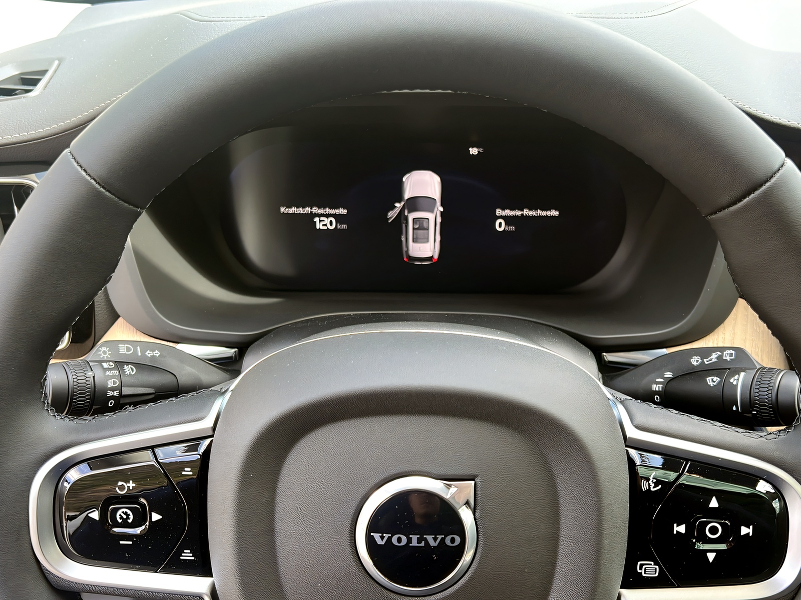 Image VOLVO XC60 XC60 2.0 T8 TE Ultra Dark eAWD