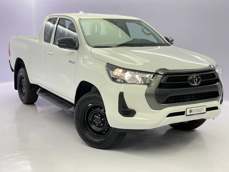 Hilux Extra Cab 2.4 D 150 Comfort 4x4