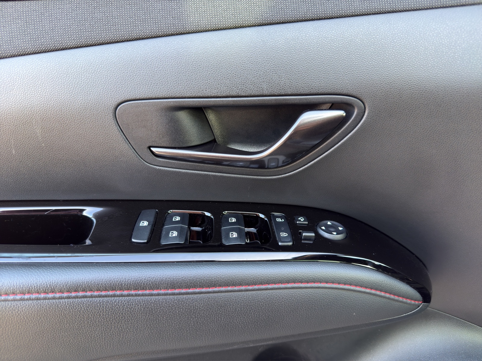 Image HYUNDAI TUCSON Tucson 1,6PHEV N LUX 4WD