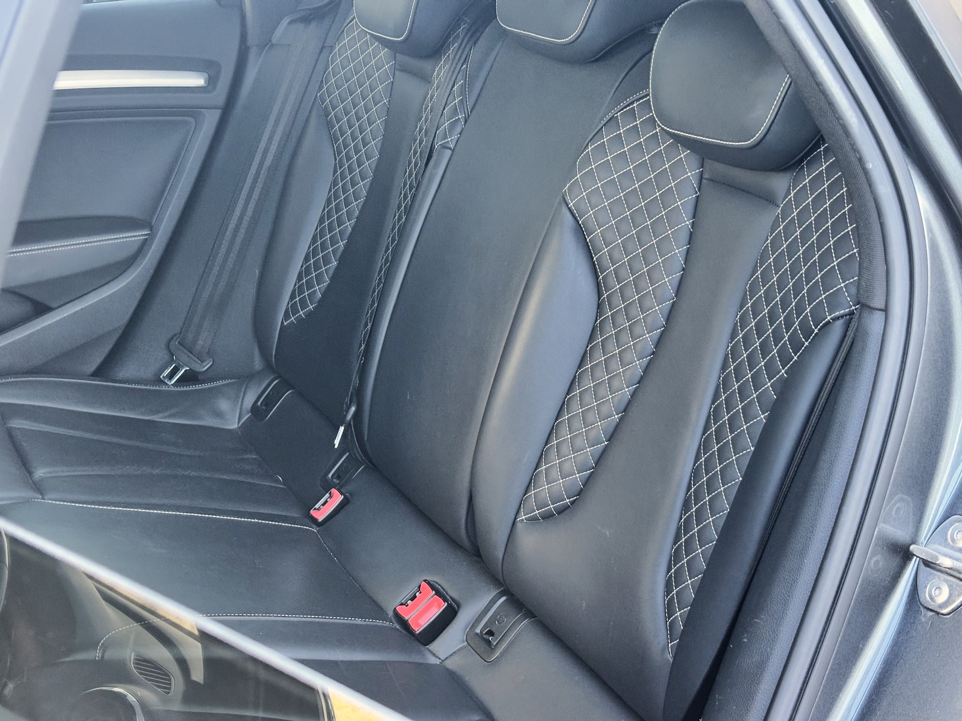 AUDI S3 Sportback 2.0 TFSI quattro S-tronic *ABT*-image-13