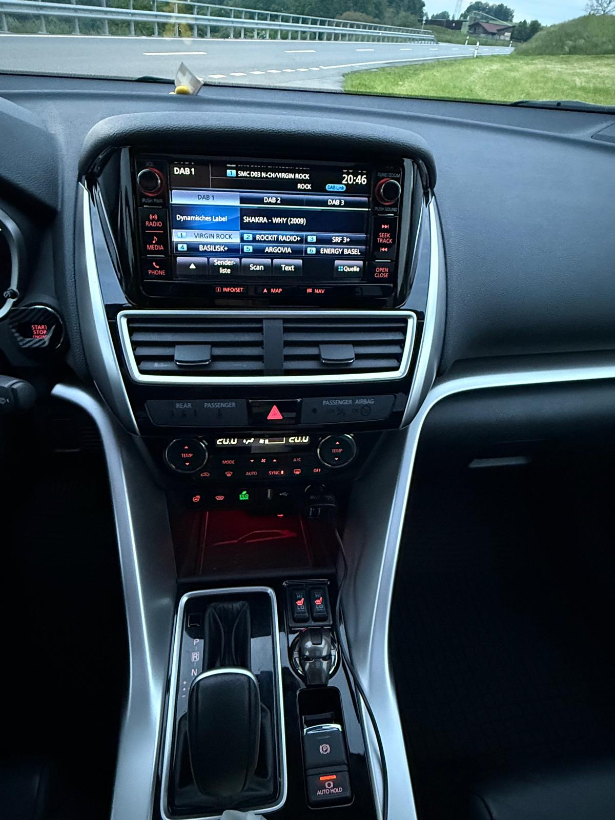 MITSUBISHI Eclipse Cross 1.5 T-Mivec Diamond 4WD CVT-image-2