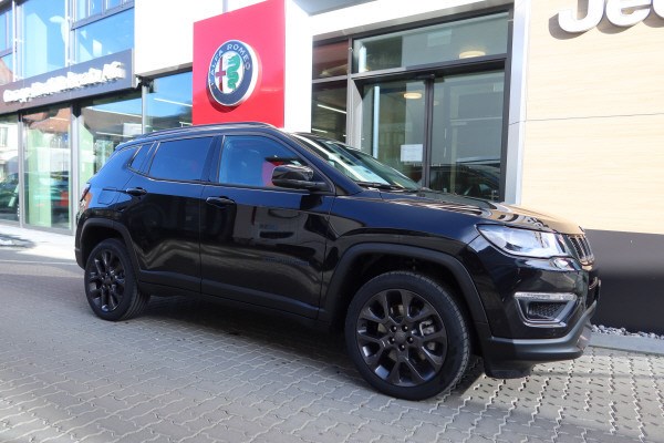 JEEP Compass 1.3 PHEV S AWD (SUV / Geländewagen) Jeep JEEP Compass 1.3 PHEV S AWD (SUV / Geländewagen)
