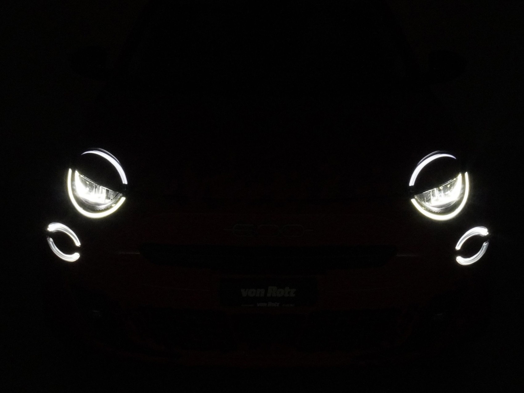FIAT 600 La Prima-showroom-element-1