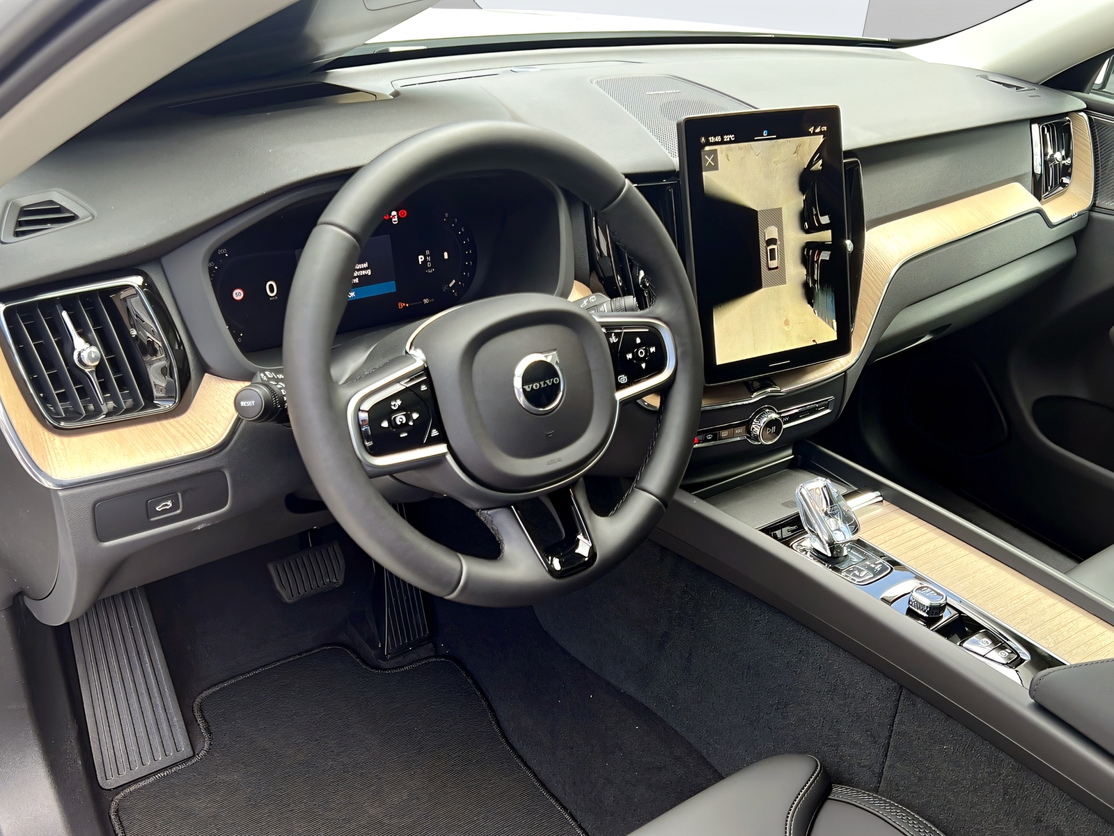 Image VOLVO XC60 XC60 2.0 B5 MH Plus Dark AWD