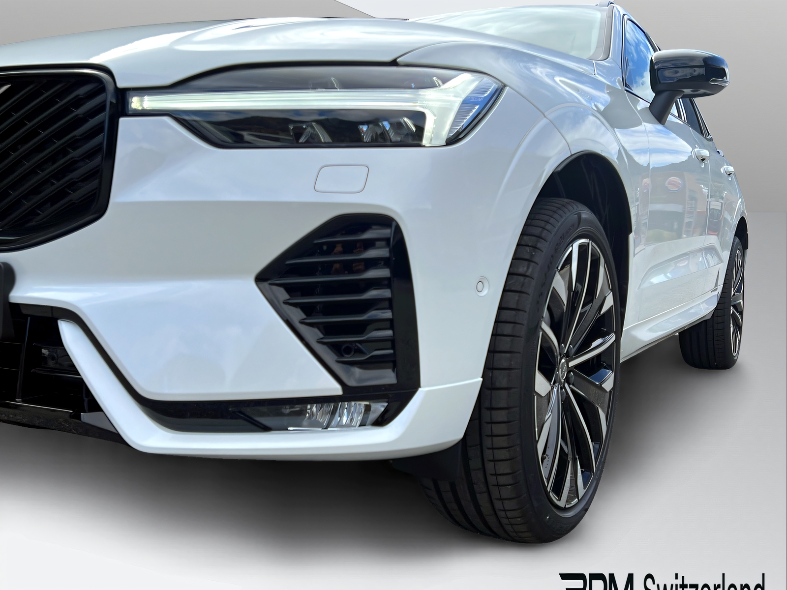 Image VOLVO XC60 XC60 2.0 B5 MH Plus Dark AWD