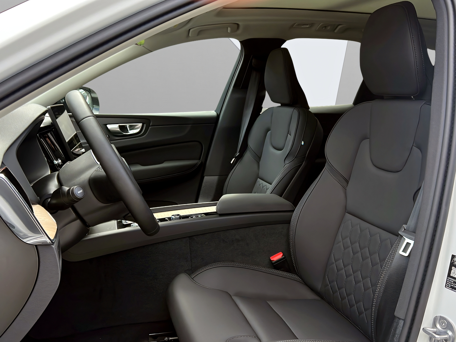 Image VOLVO XC60 XC60 2.0 B5 MH Plus Dark AWD