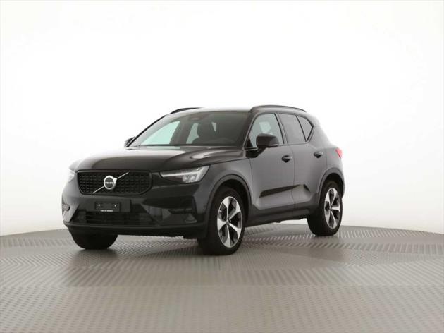 Photo VOLVO XC40 XC40 B3 Benzin Mild Hybrid Plus Dark DCT