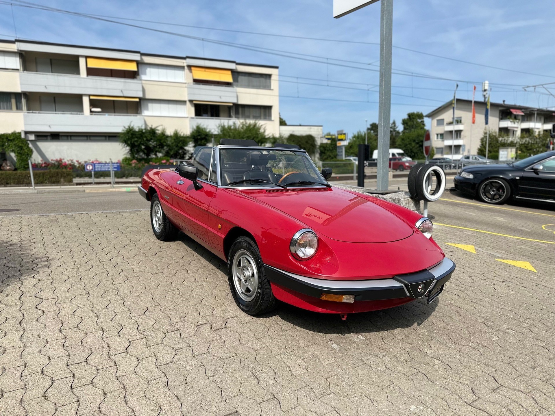 ALFA ROMEO Spider 2.0-showroom-element-1