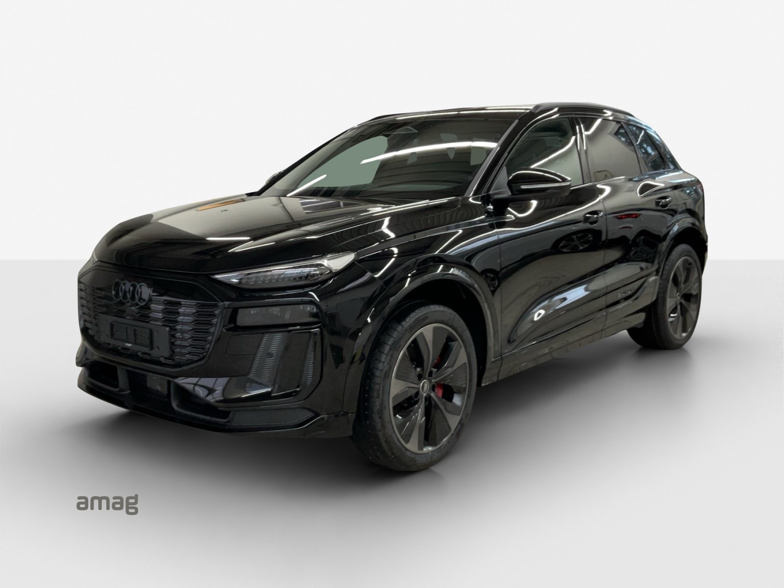 AUDI SQ6 e-tron quattro