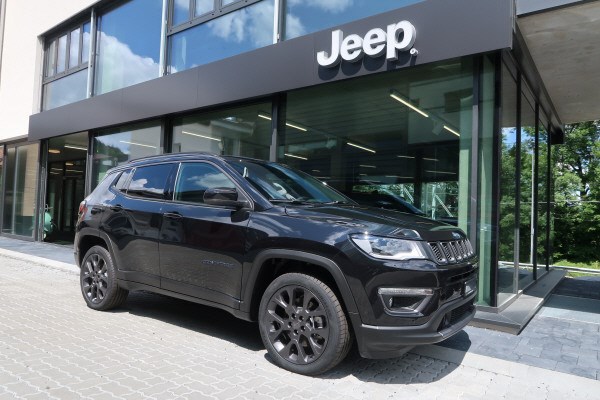 JEEP Compass 1.3 PHEV S AWD (SUV / Geländewagen) Jeep JEEP Compass 1.3 PHEV S AWD (SUV / Geländewagen)