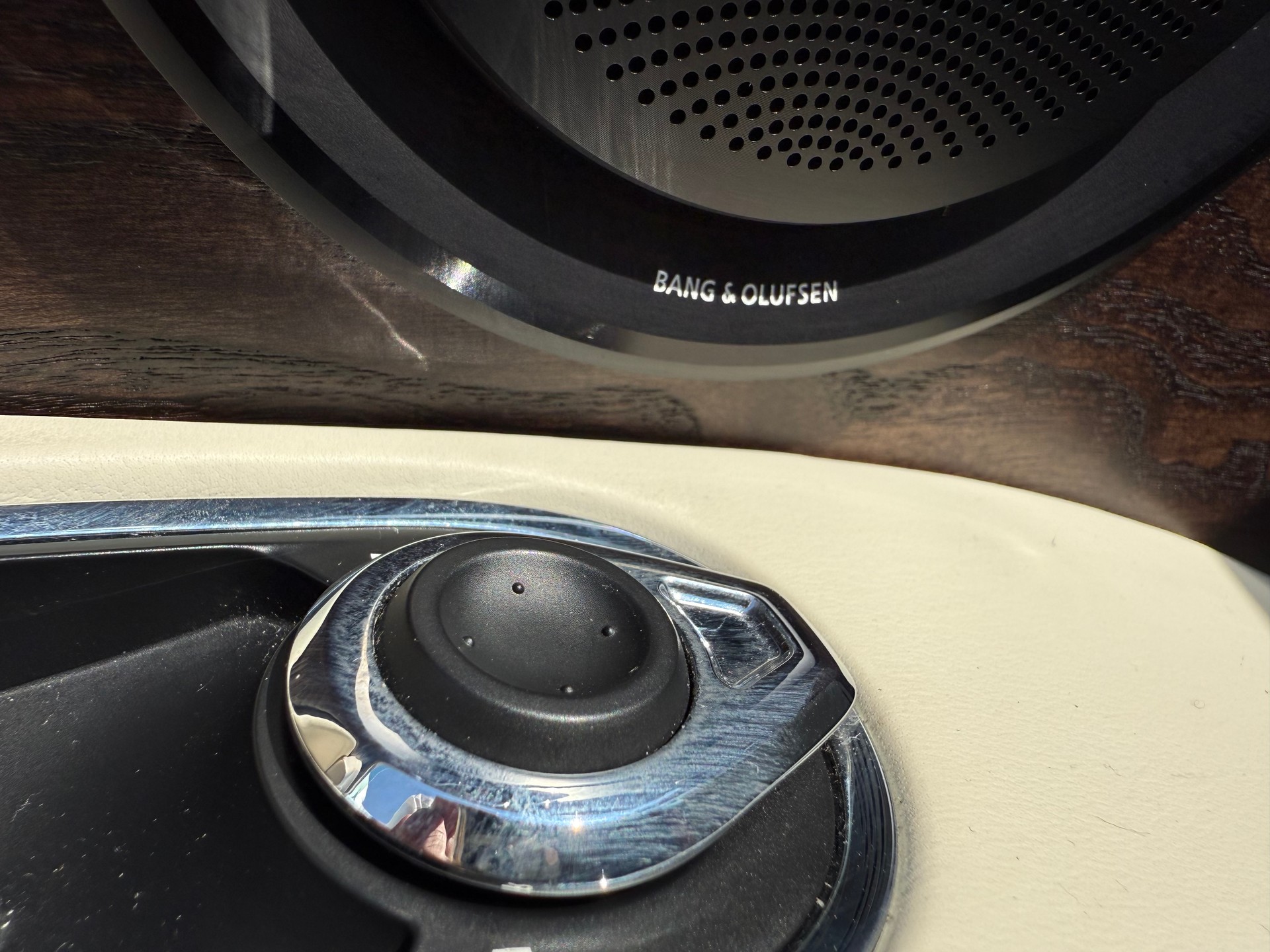 ASTON MARTIN DB11 V12 Touchtronic 3-image-13