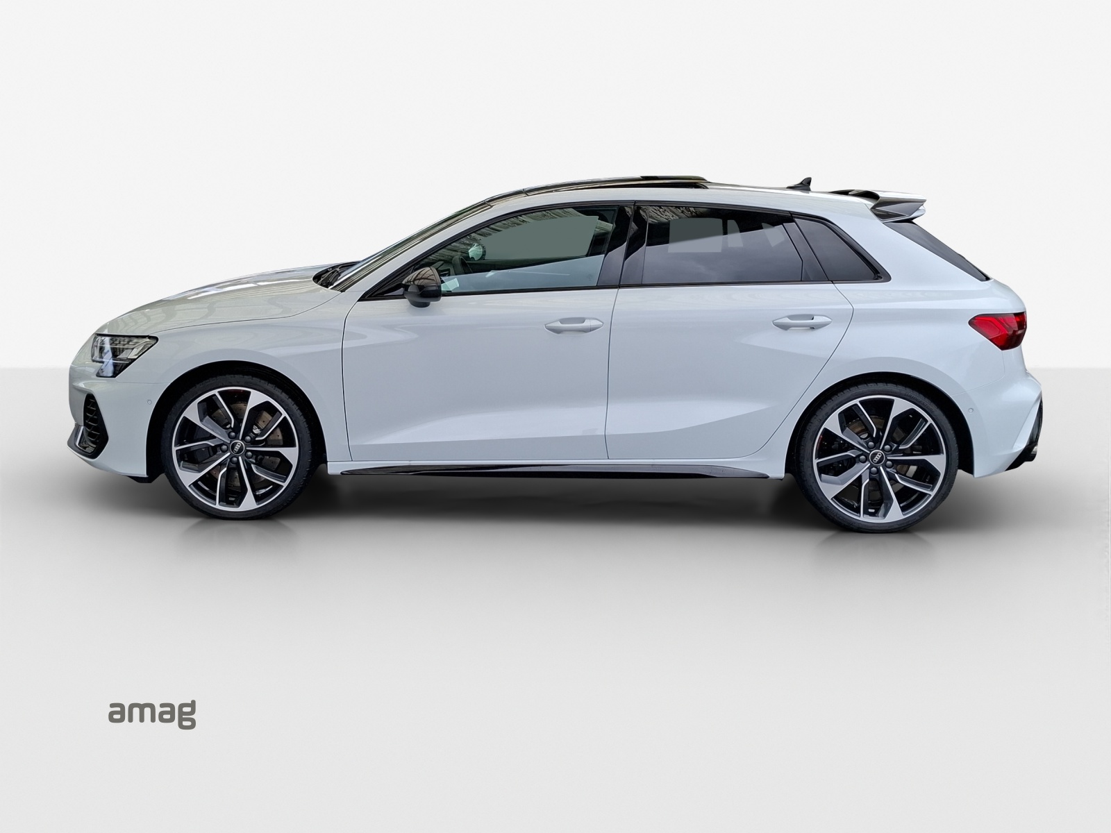 AUDI S3 Sportback 2.0 TFSI quattro-showroom-element-1