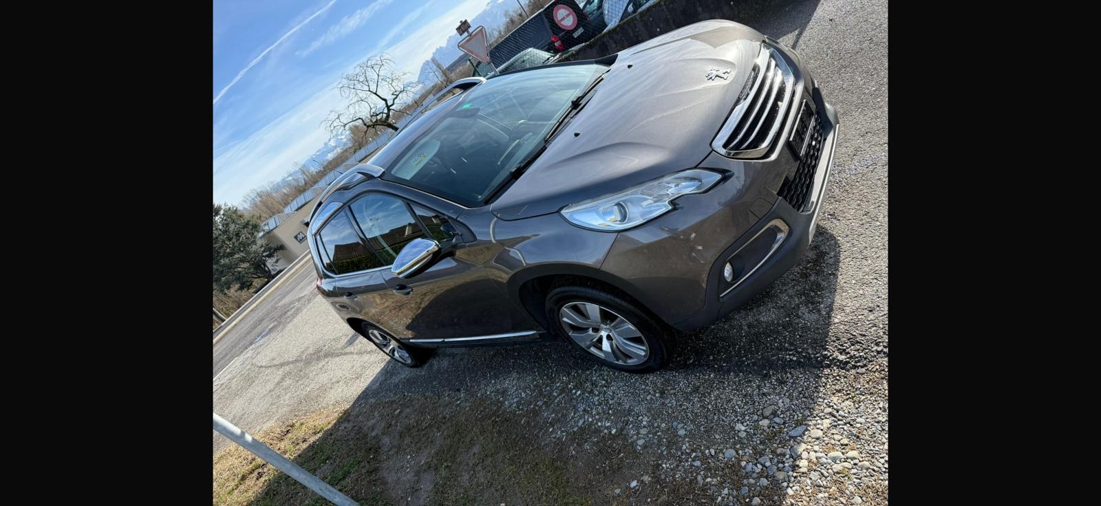 PEUGEOT 2008 1.2 PureTech Active-showroom-element-2