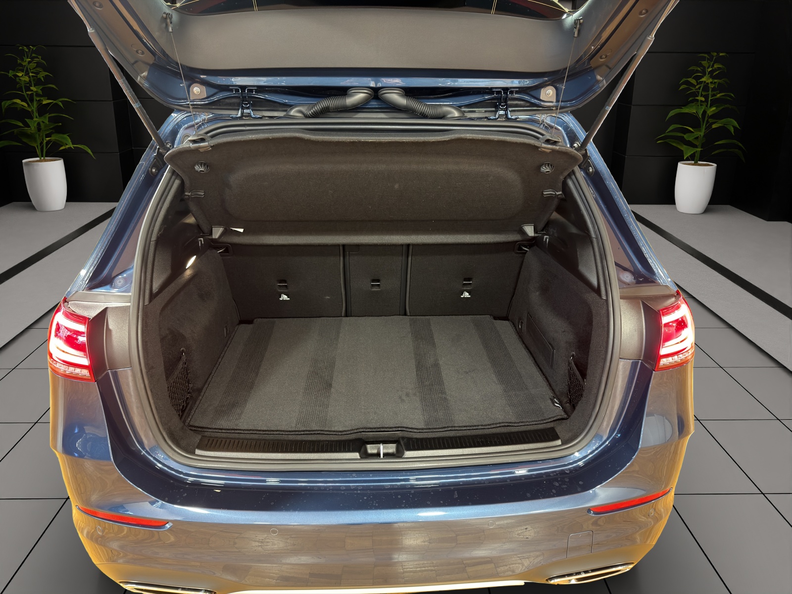 Image MERCEDES-BENZ B-200 B 200 4Matic AMG Line