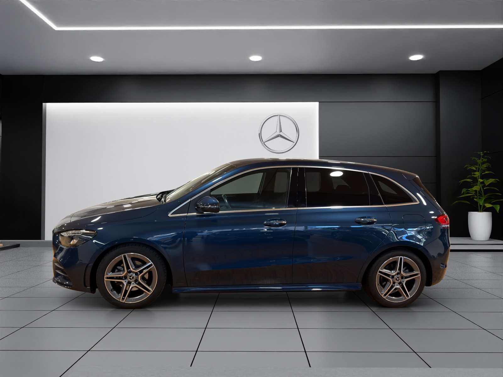 Image MERCEDES-BENZ B-200 B 200 4Matic AMG Line