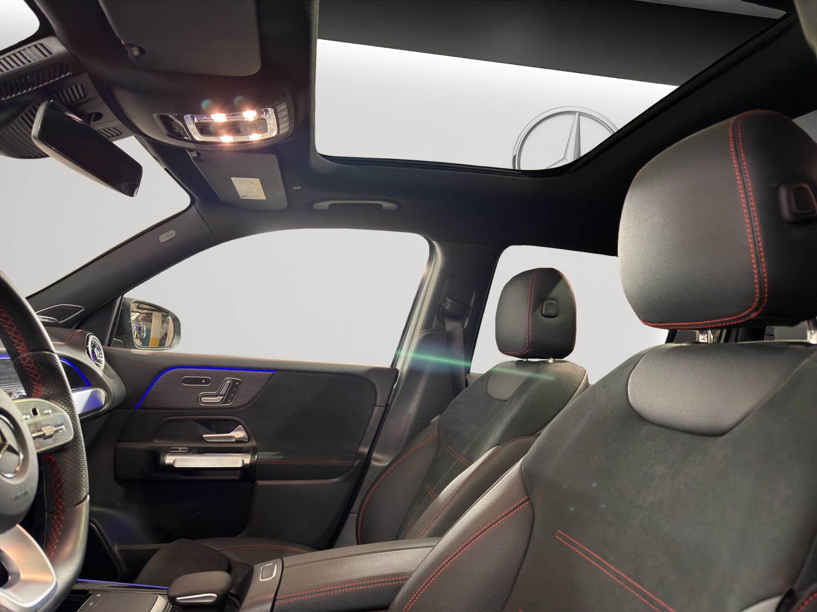 Image MERCEDES-BENZ EQB-350 EQB 350 66,5 kWh 4Matic Swiss Star