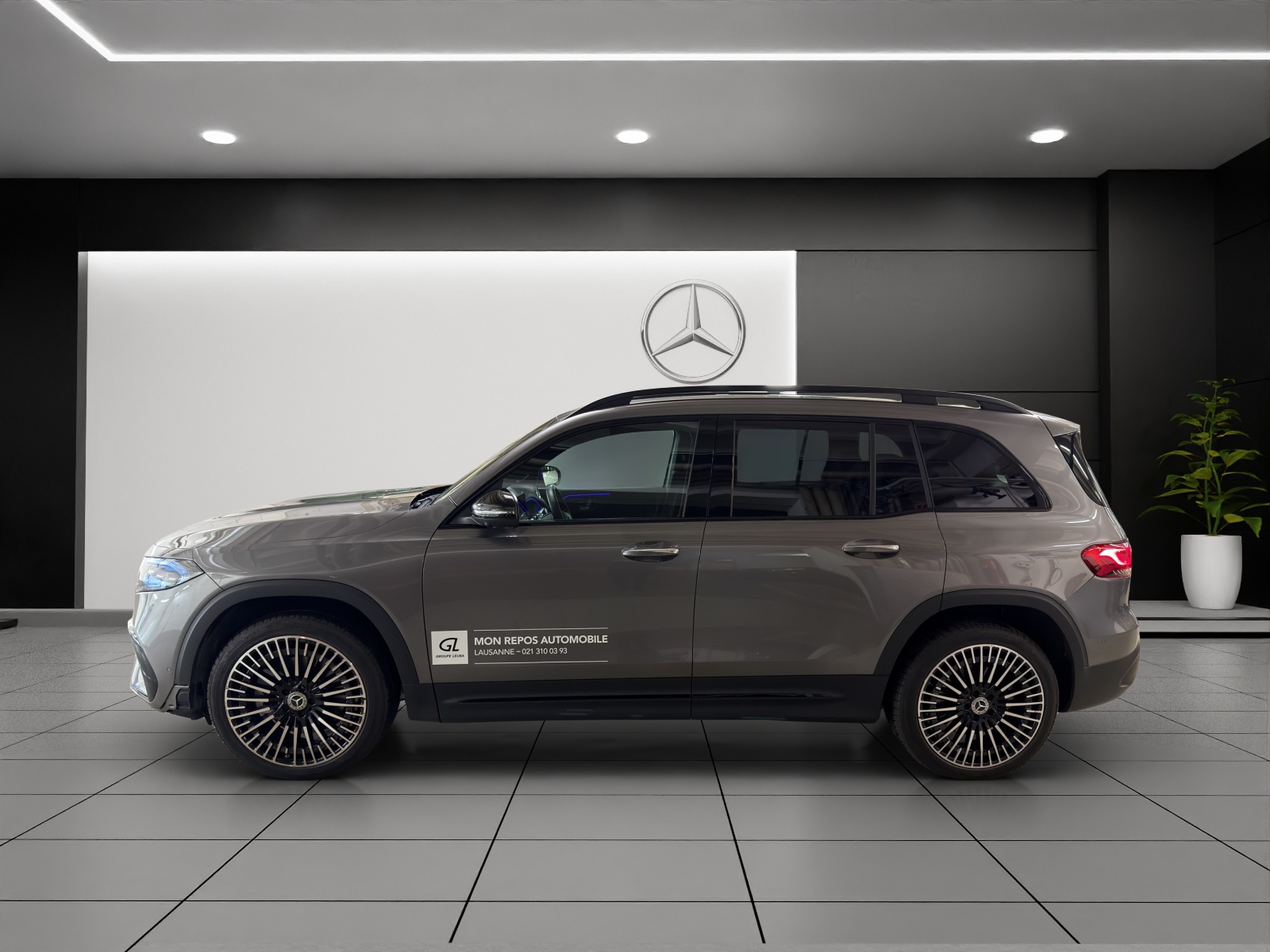 Image MERCEDES-BENZ EQB-350 EQB 350 66,5 kWh 4Matic Swiss Star