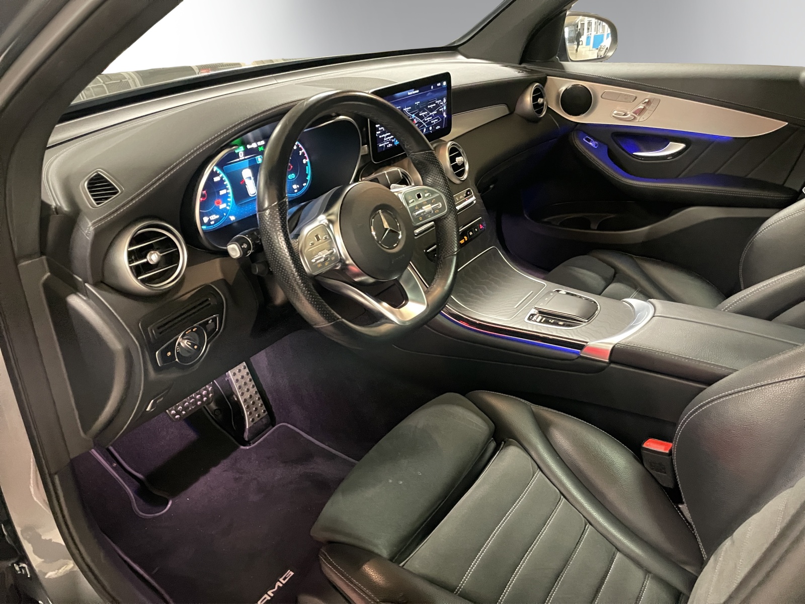 Image MERCEDES-BENZ GLC-300 GLC 300 e AMG Line 4Matic