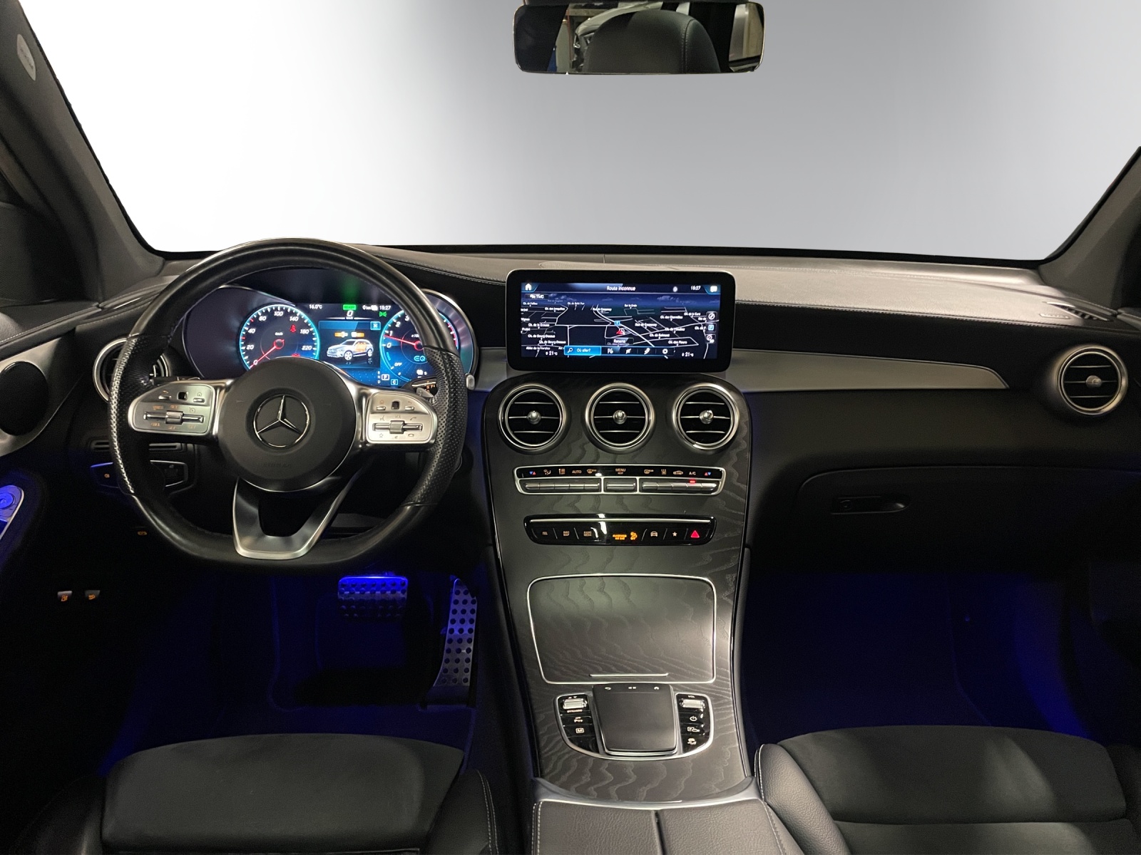 Image MERCEDES-BENZ GLC-300 GLC 300 e AMG Line 4Matic