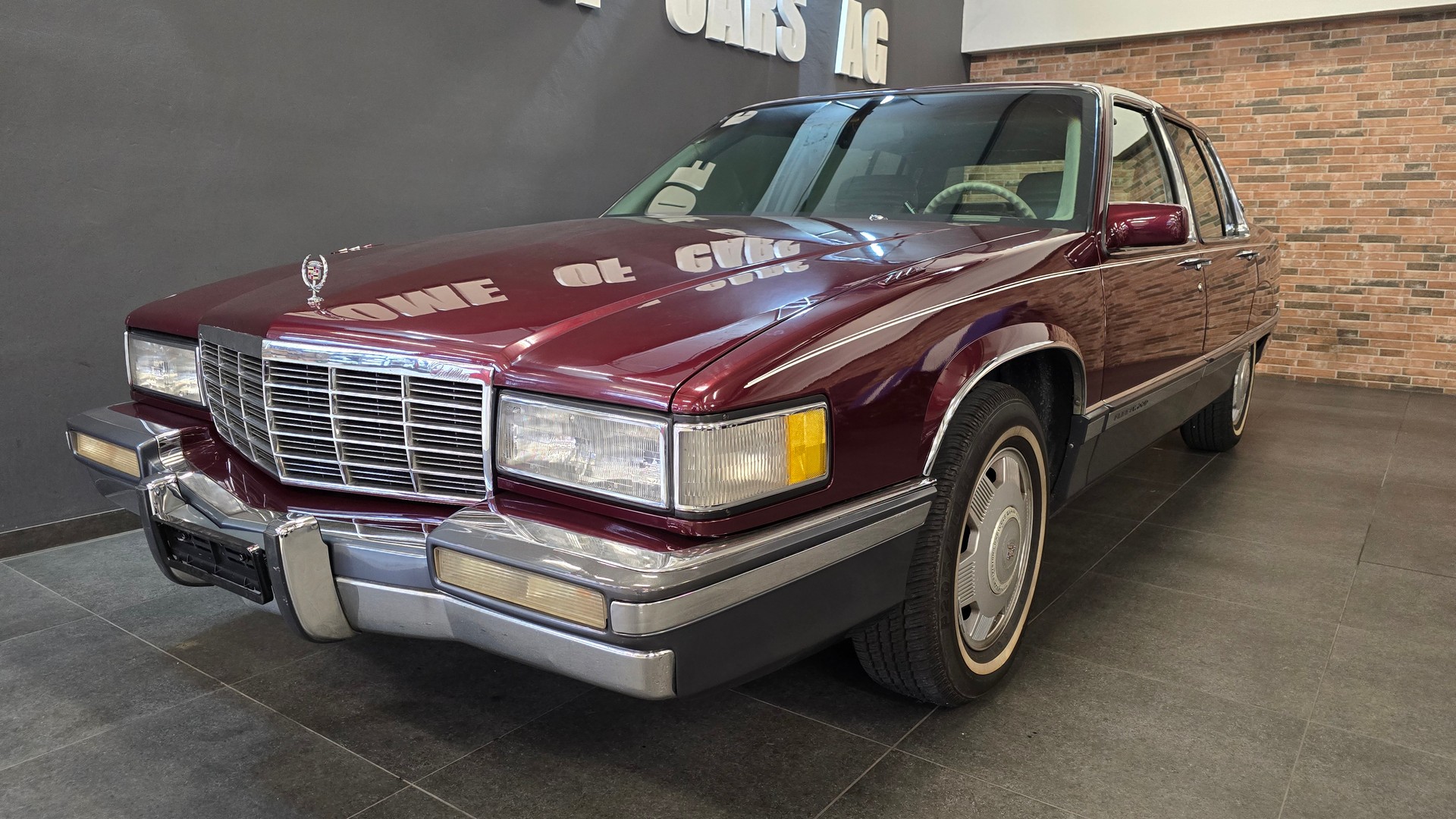 CADILLAC Fleetwood 4.9 Sixty Special VETERAN-showroom-element-1