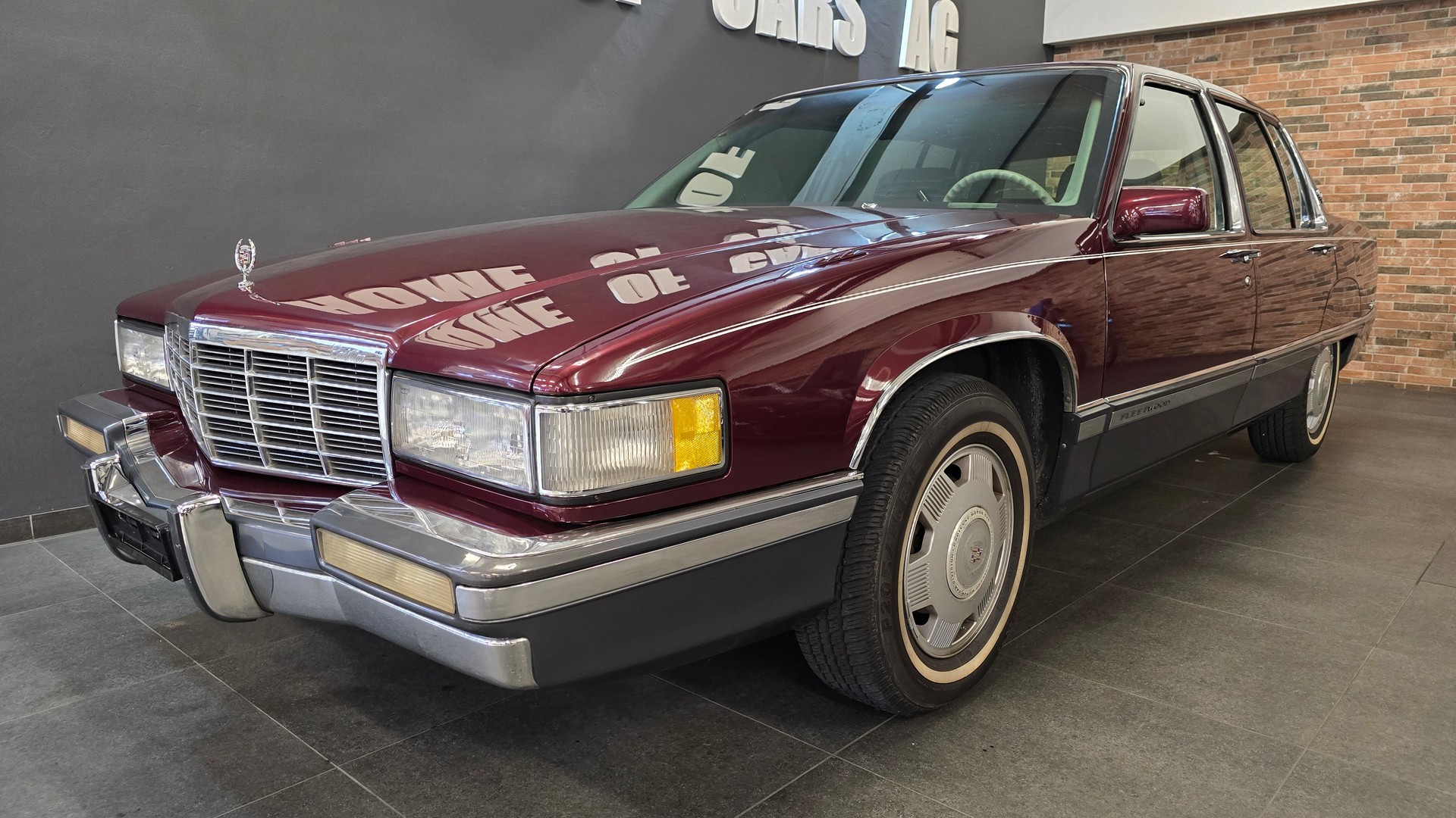 CADILLAC Fleetwood 4.9 Sixty Special VETERAN-showroom-element-2
