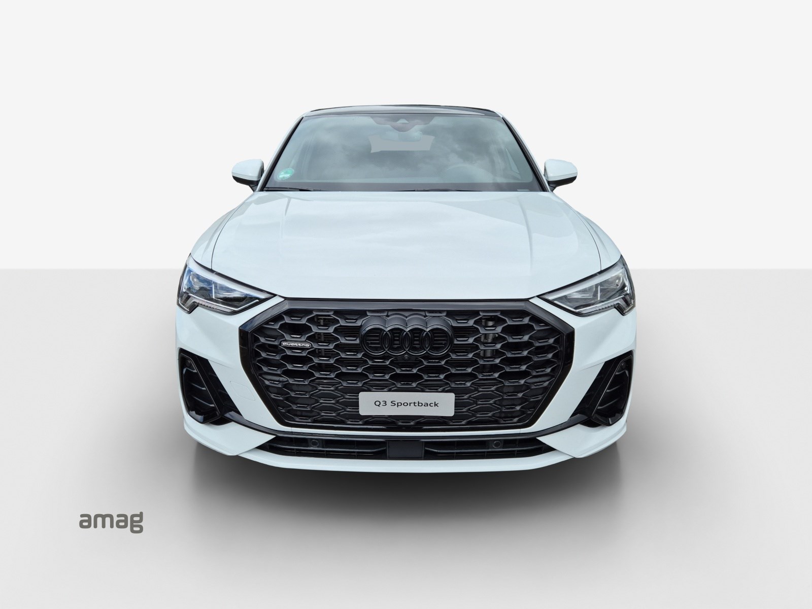 AUDI Q3 Sportback 45 TFSI S line quattro-showroom-element-1