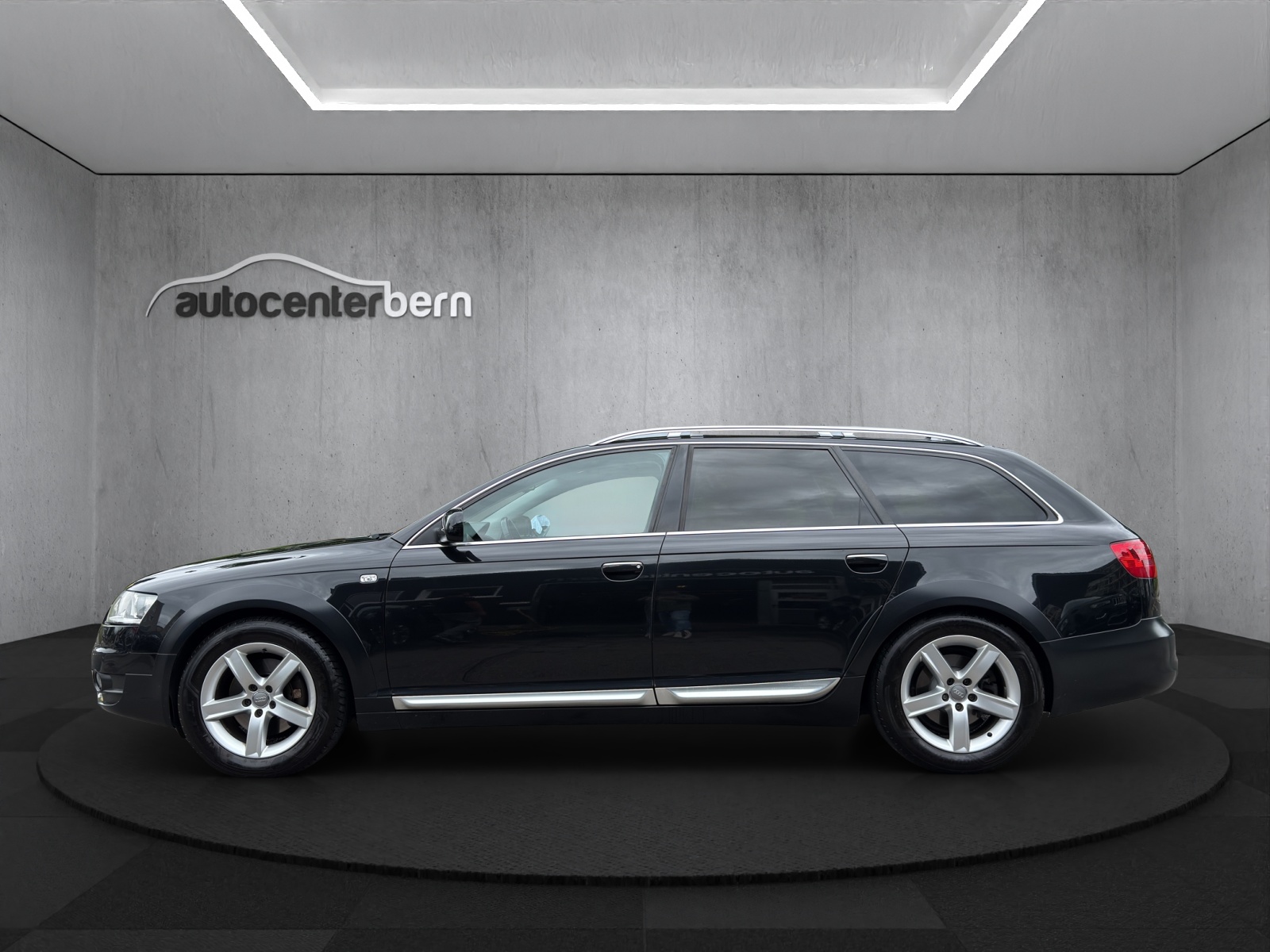AUDI A6 allroad 3.0 TDI quattro-showroom-element-3