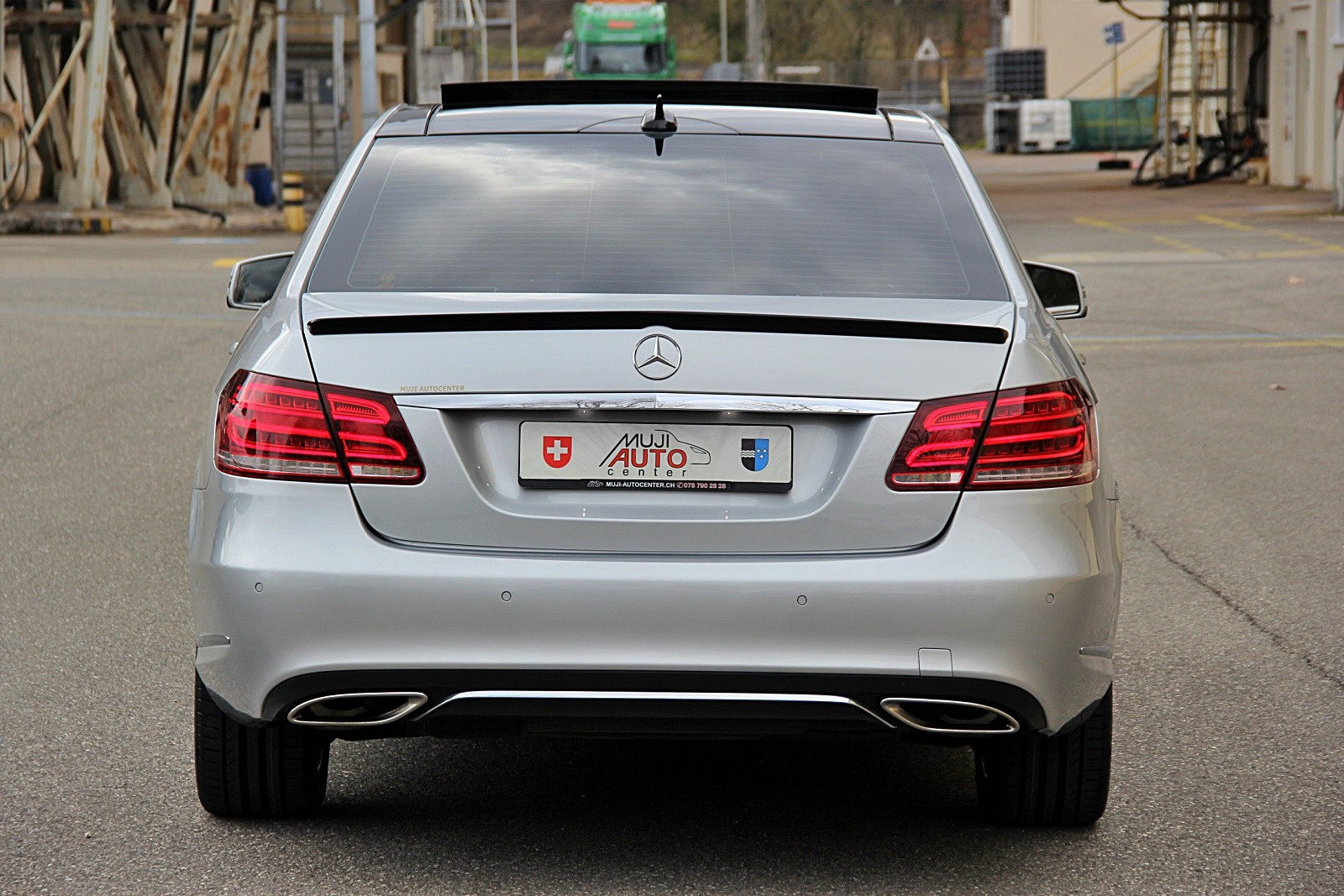 MERCEDES-BENZ E 300 BlueTEC Avantgarde 9G-Tronic-showroom-element-3
