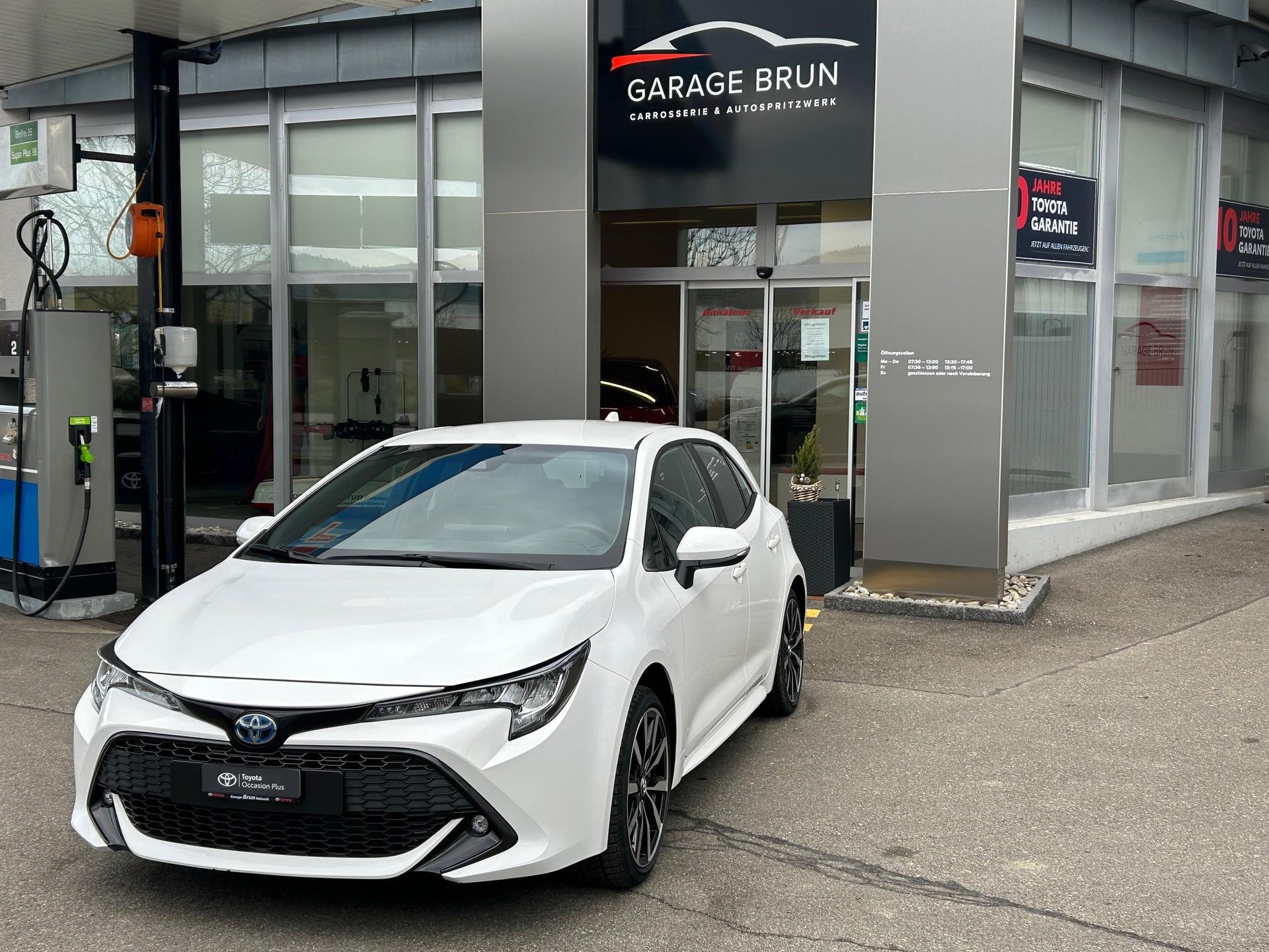 TOYOTA Corolla 1.8 HSD Comfort