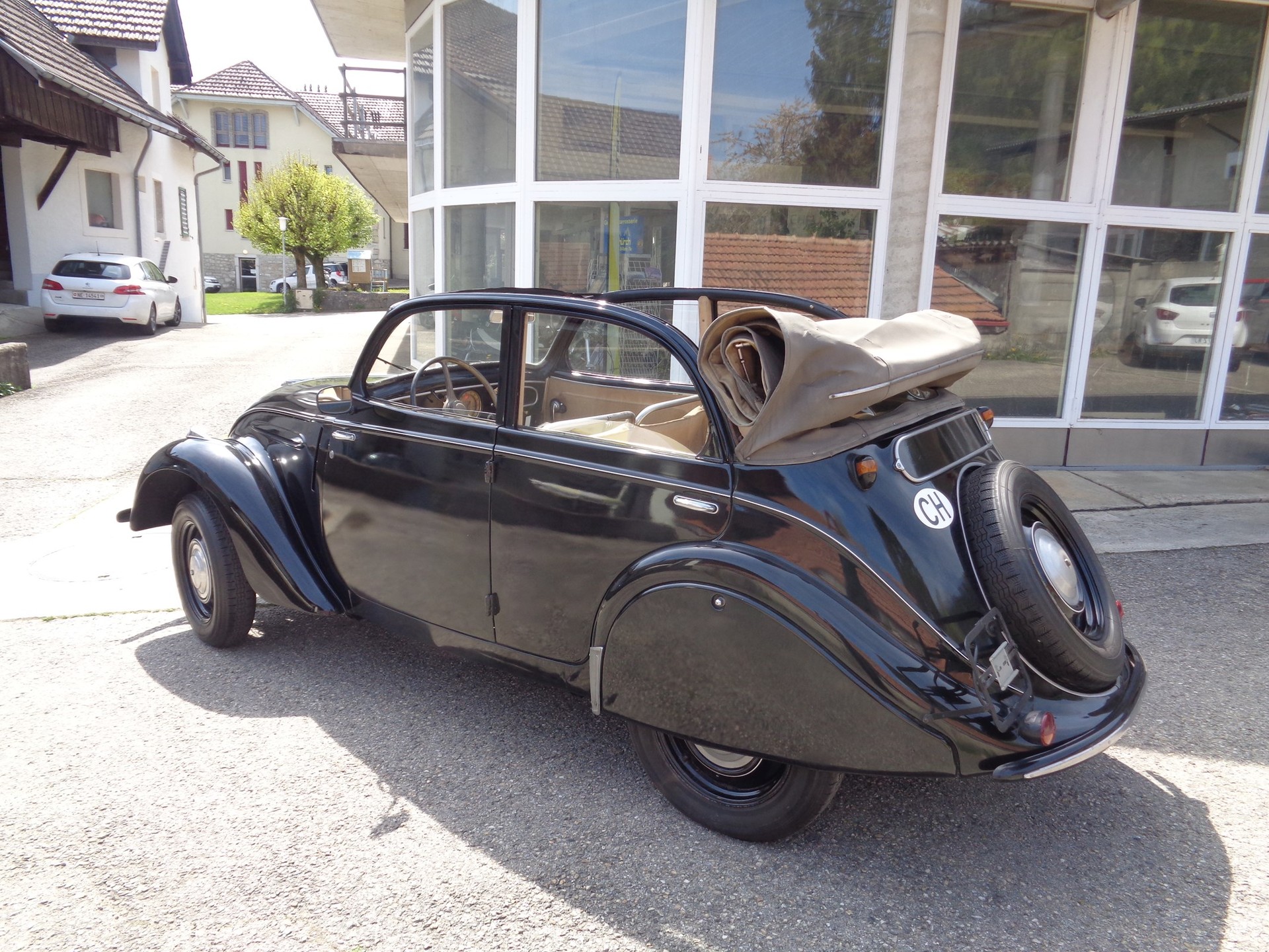 PEUGEOT 202 Découvrable-image-10