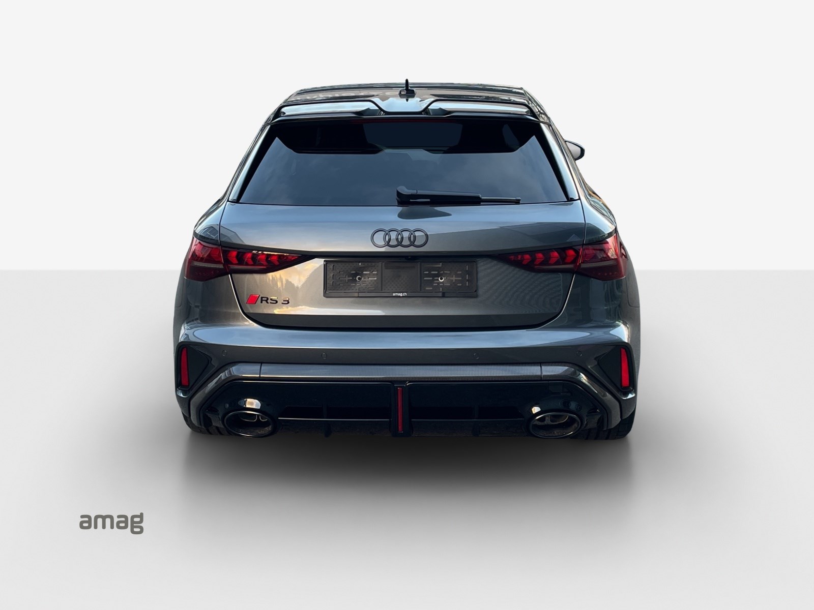 AUDI RS3 Sportback 2.5 TSI quattro-showroom-element-3