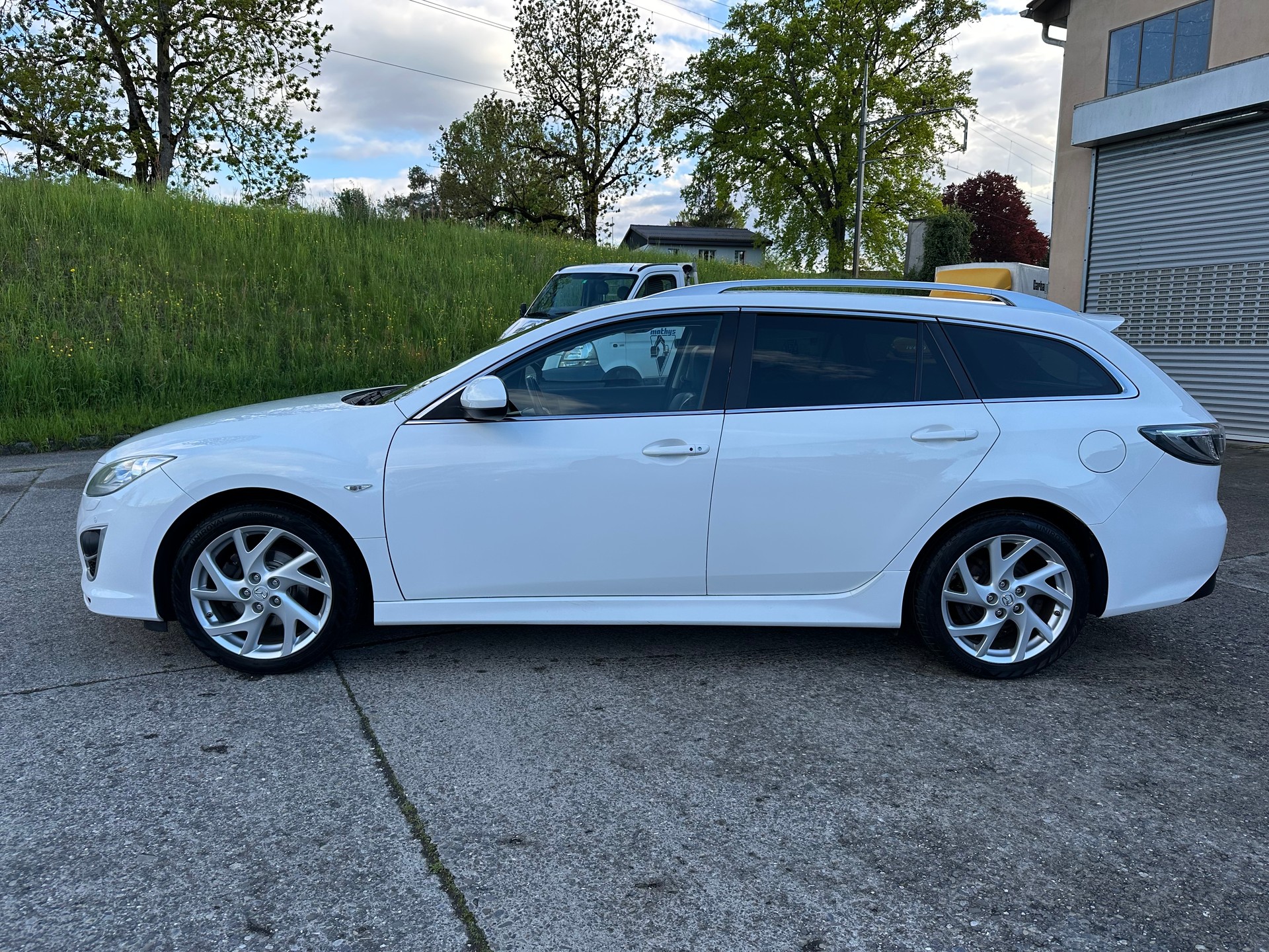 MAZDA 6 2.0 16V DISI Exclusive Activematic-showroom-element-1