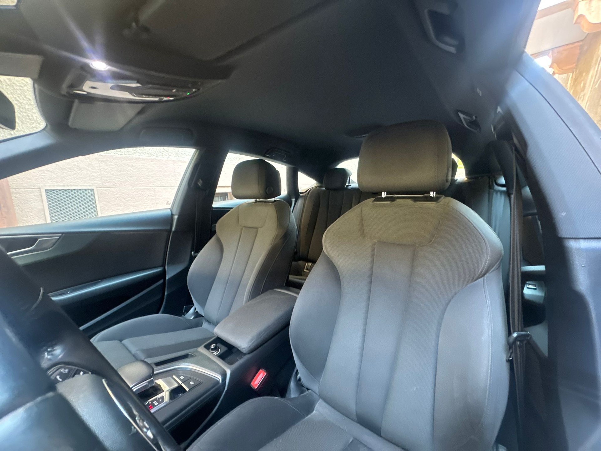 AUDI A5 Sportback 2.0 TFSI Sport S-tronic-image-8