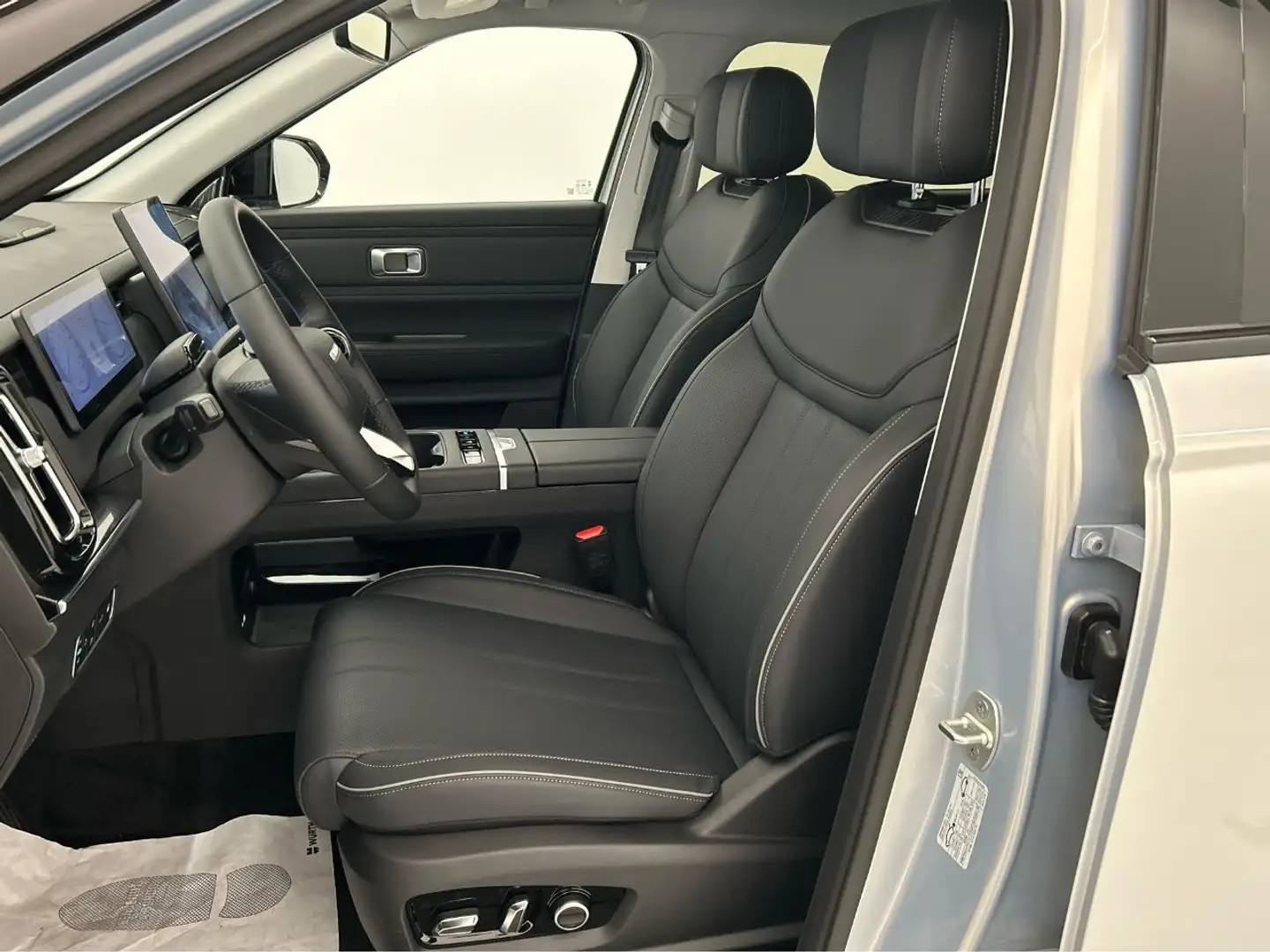 JAECOO 7 PHEV EXCLUSIVE-image-3