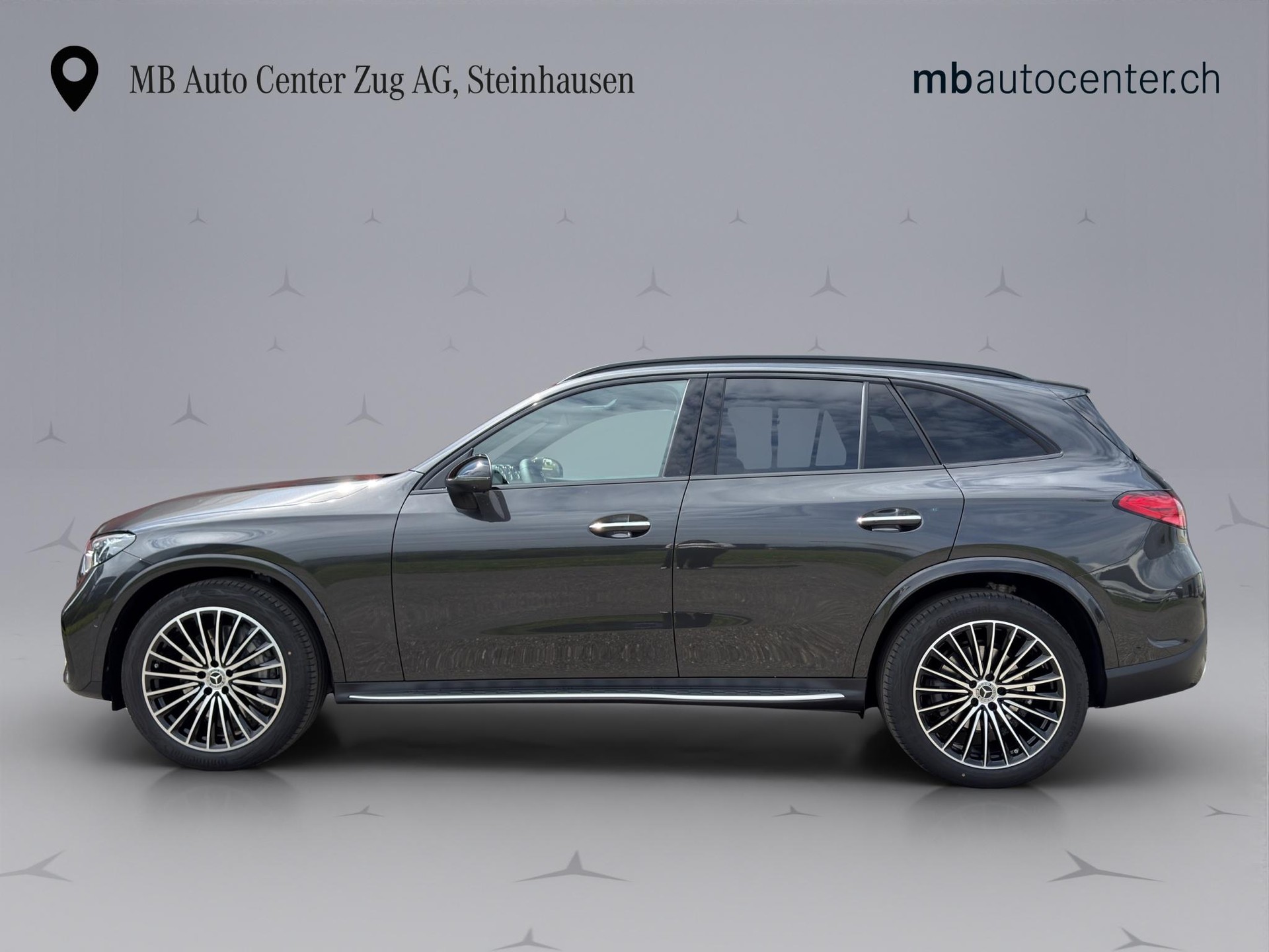 MERCEDES-BENZ GLC 300 AMG Line 4matic-showroom-element-1