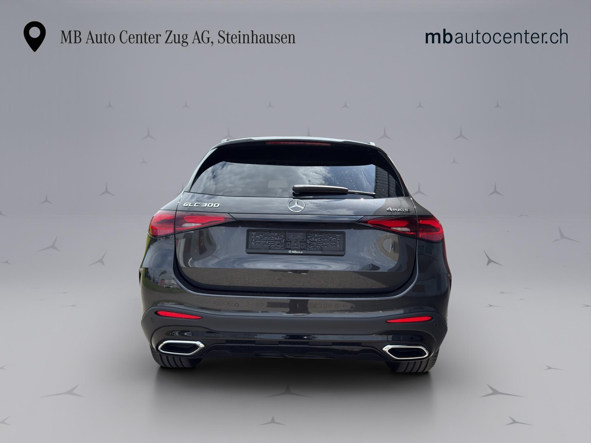 MERCEDES-BENZ GLC 300 AMG Line 4matic-showroom-element-3