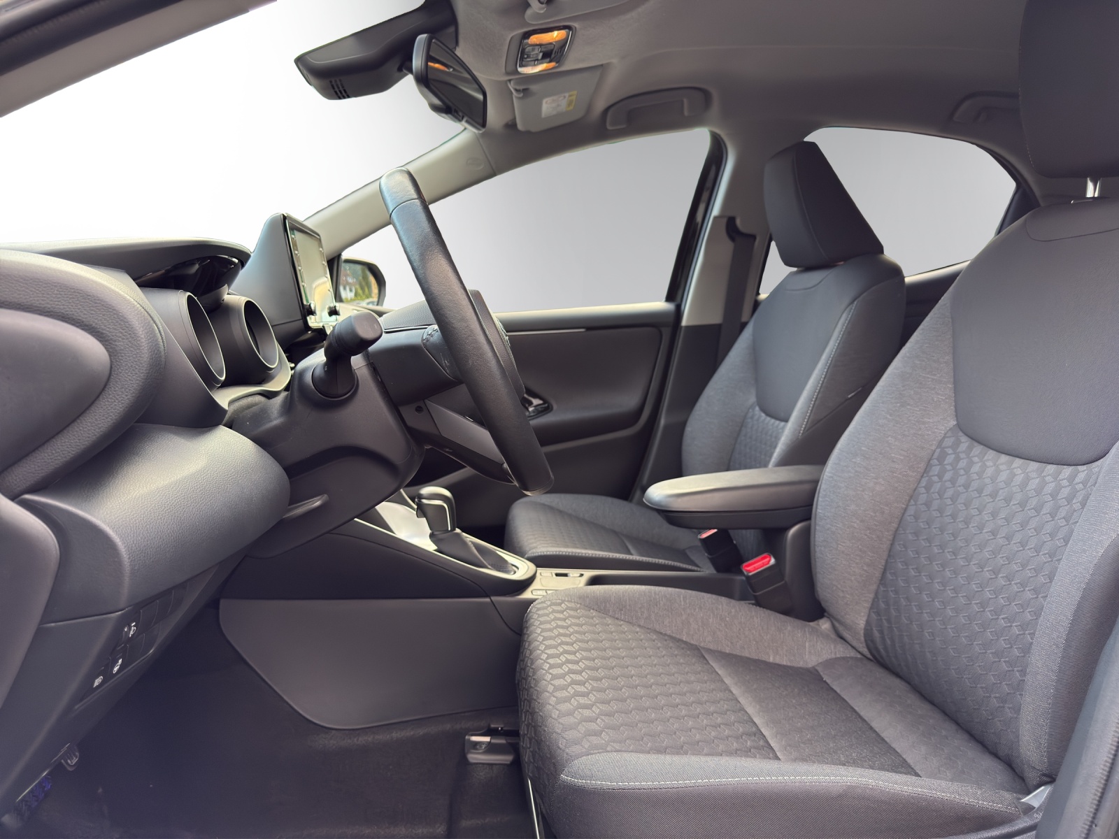 Image TOYOTA YARIS Yaris 1.5 Trend e-CVT