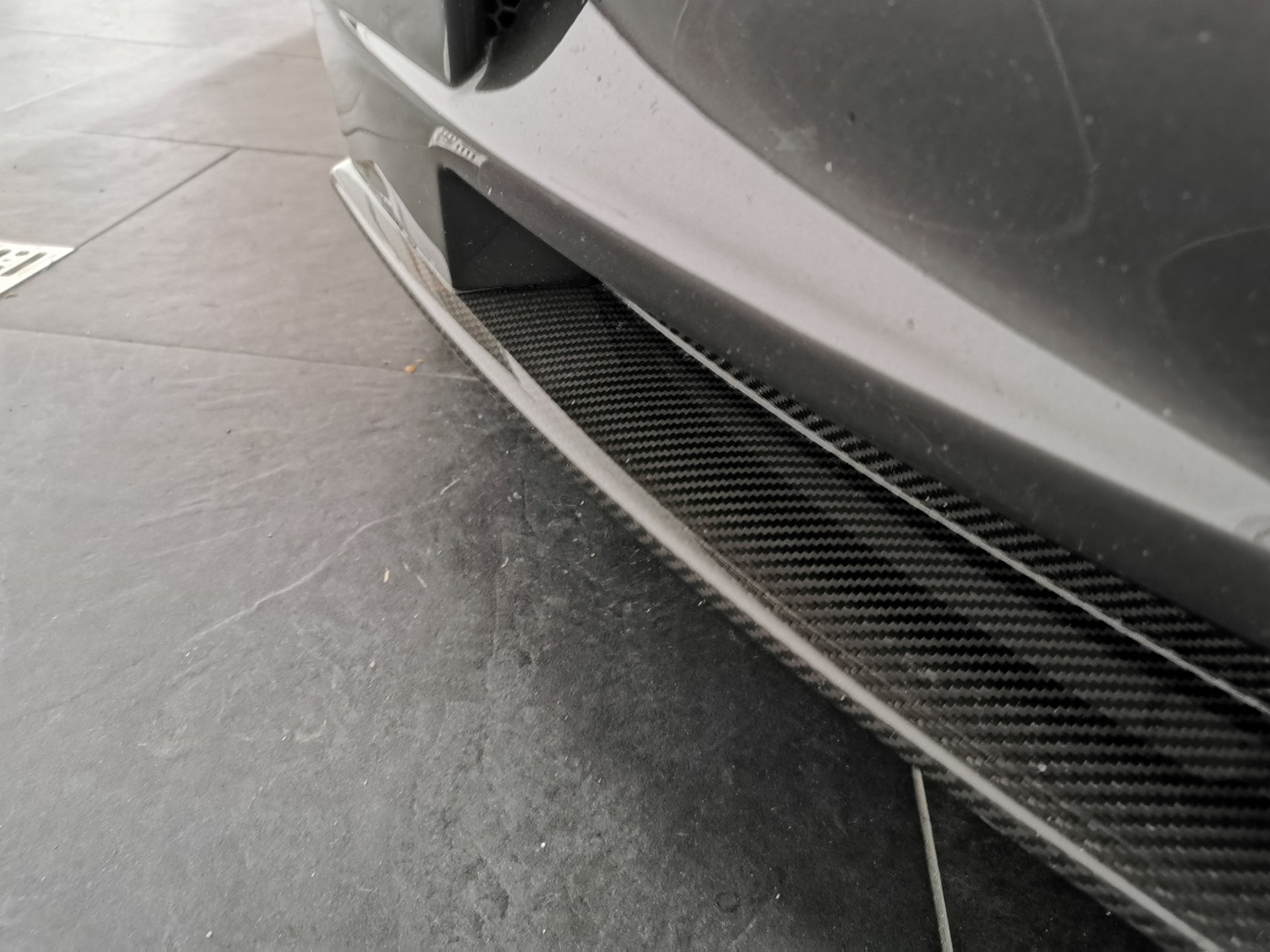 ASTON MARTIN DBS Coupé QUANTUM OF SOLACE JAMES BOND EDITION 4 SITZER-image-12