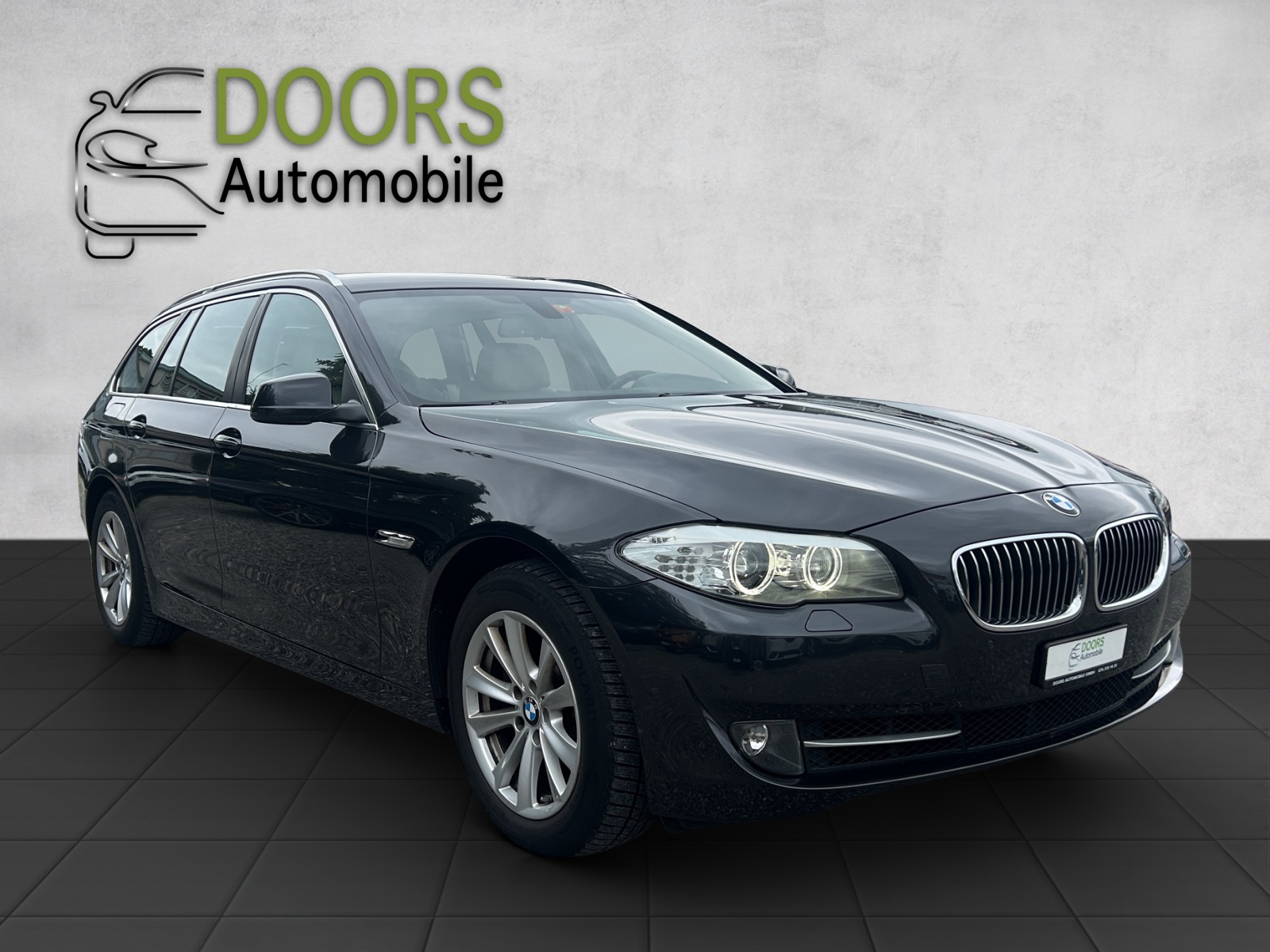 BMW 528i xDrive Touring Steptronic
