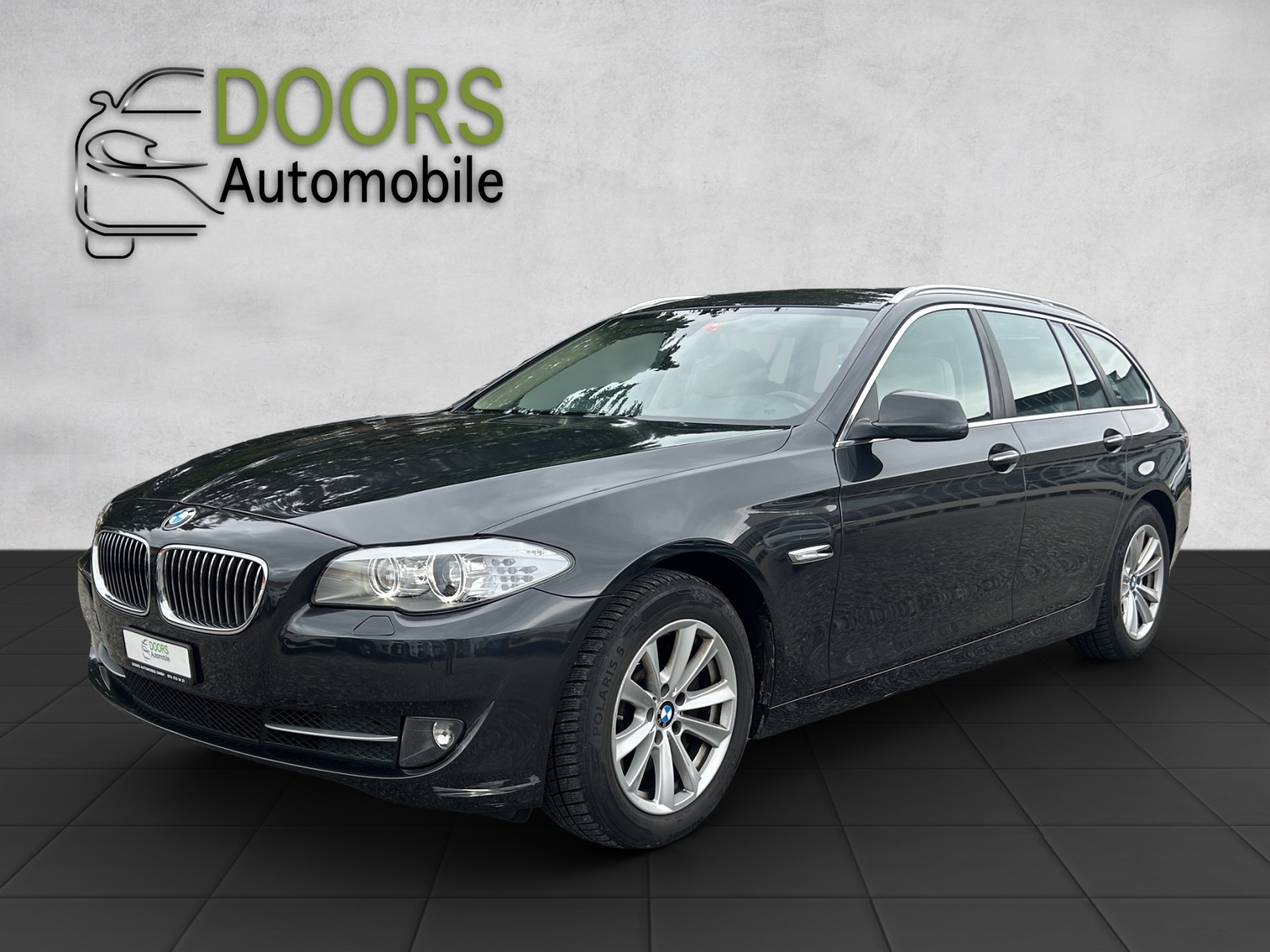 BMW 528i xDrive Touring Steptronic-showroom-element-2