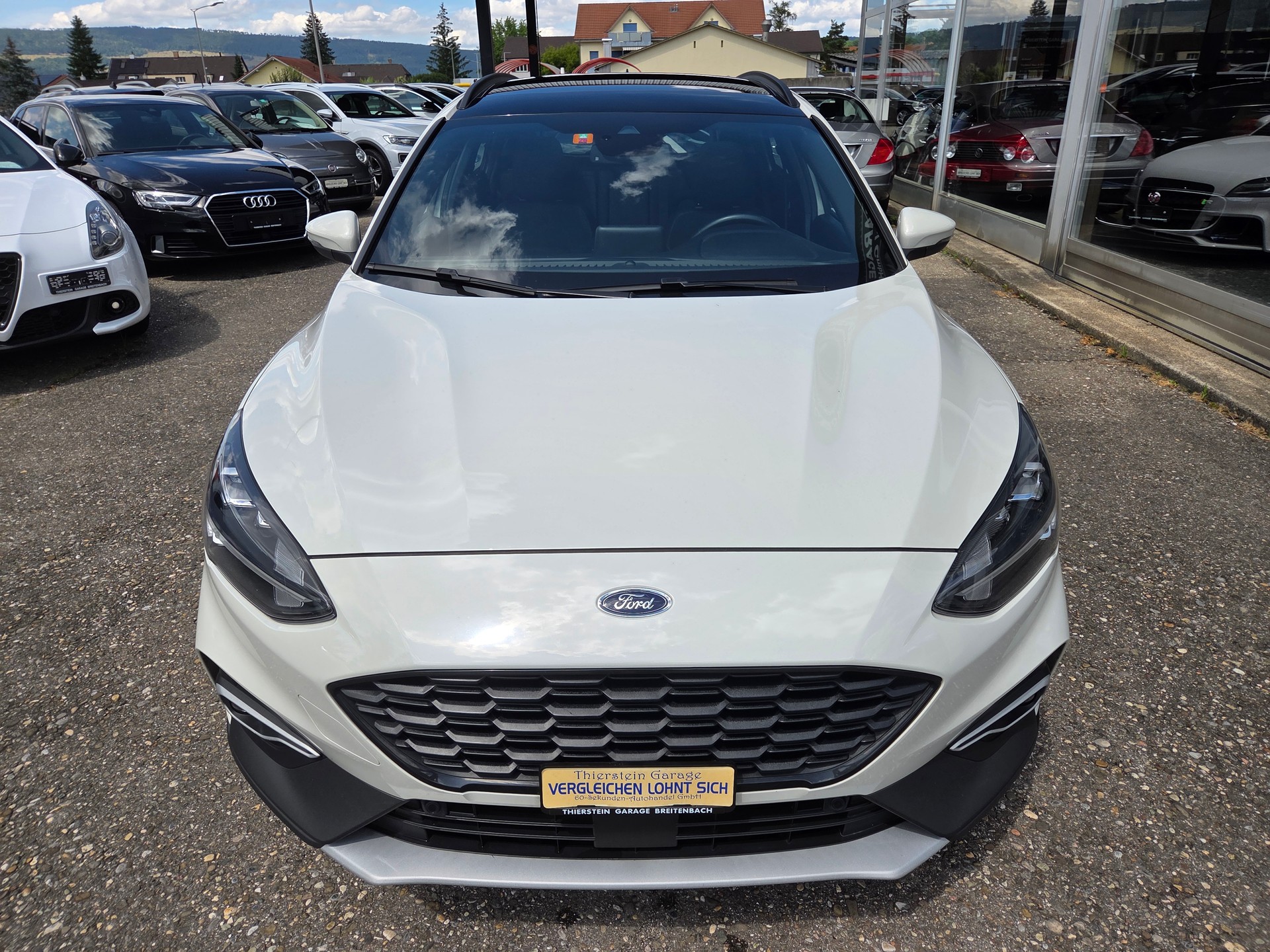 FORD Focus 1.5 SCTi Active X Automatic-showroom-element-1
