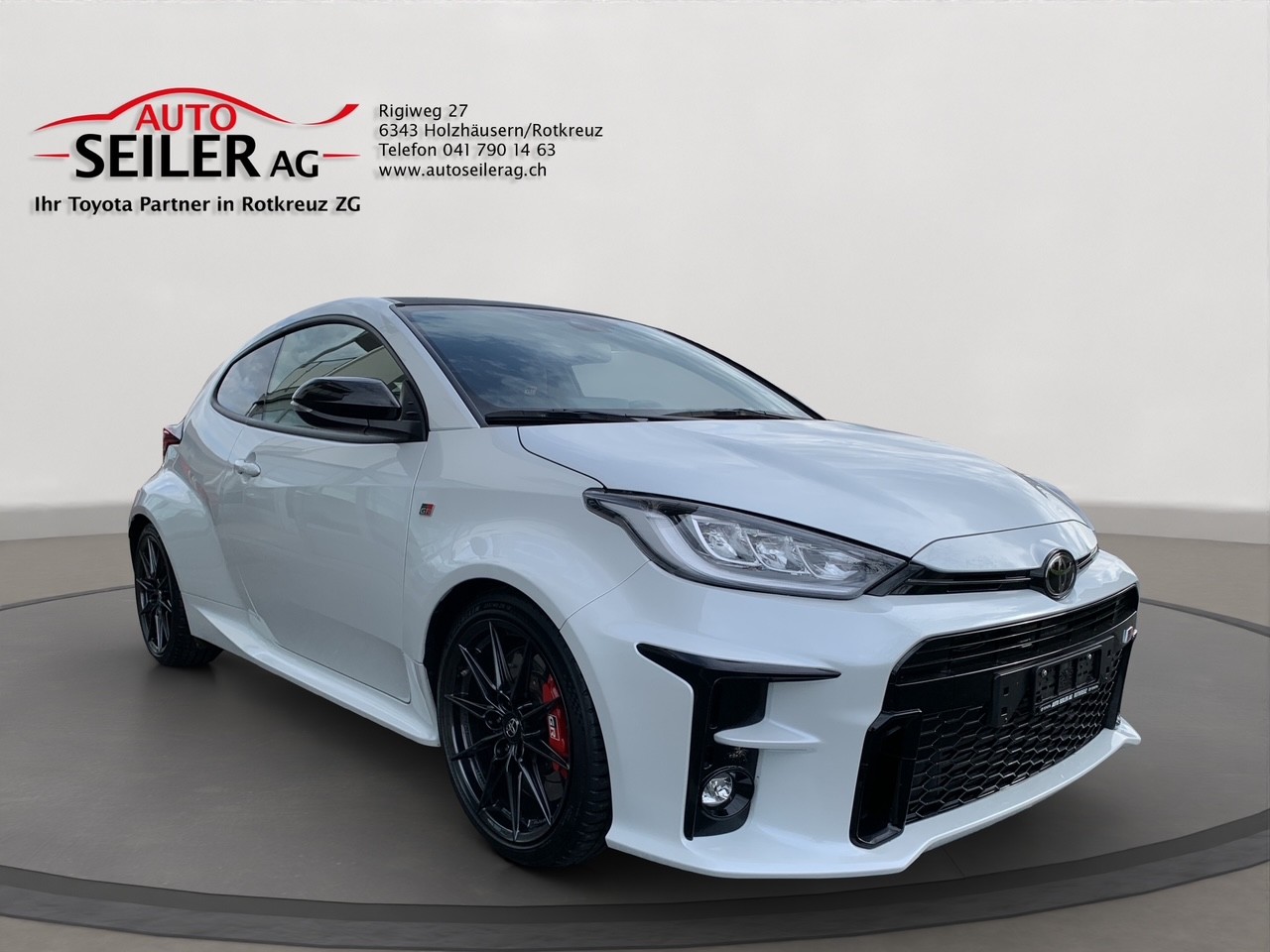 TOYOTA Yaris 1.6 GR Sport-showroom-element-1