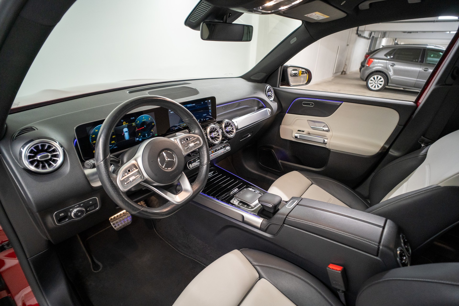 MERCEDES-BENZ GLB 200 d AMG Line 4matic-image-8
