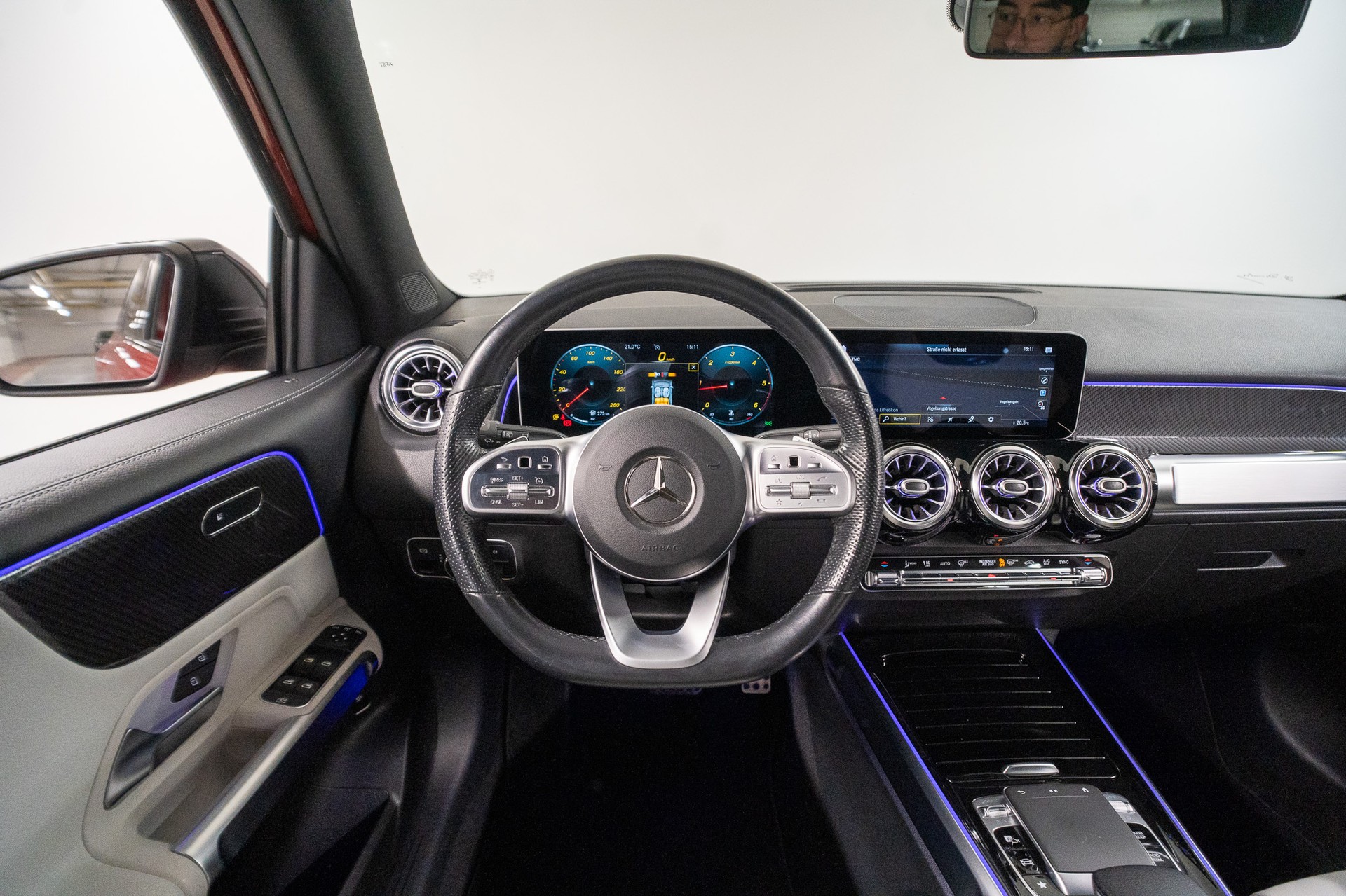 MERCEDES-BENZ GLB 200 d AMG Line 4matic-image-15