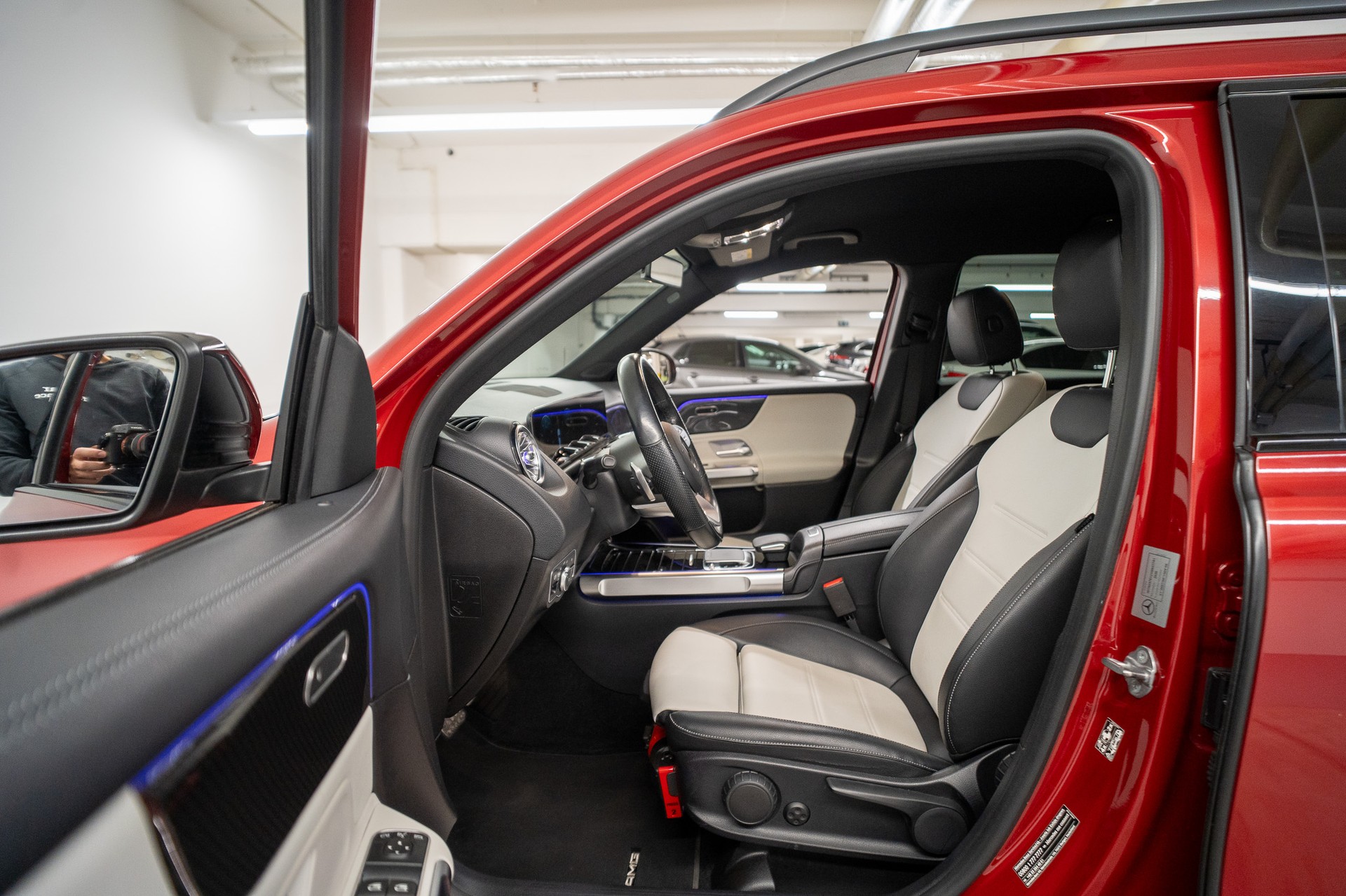 MERCEDES-BENZ GLB 200 d AMG Line 4matic-image-7
