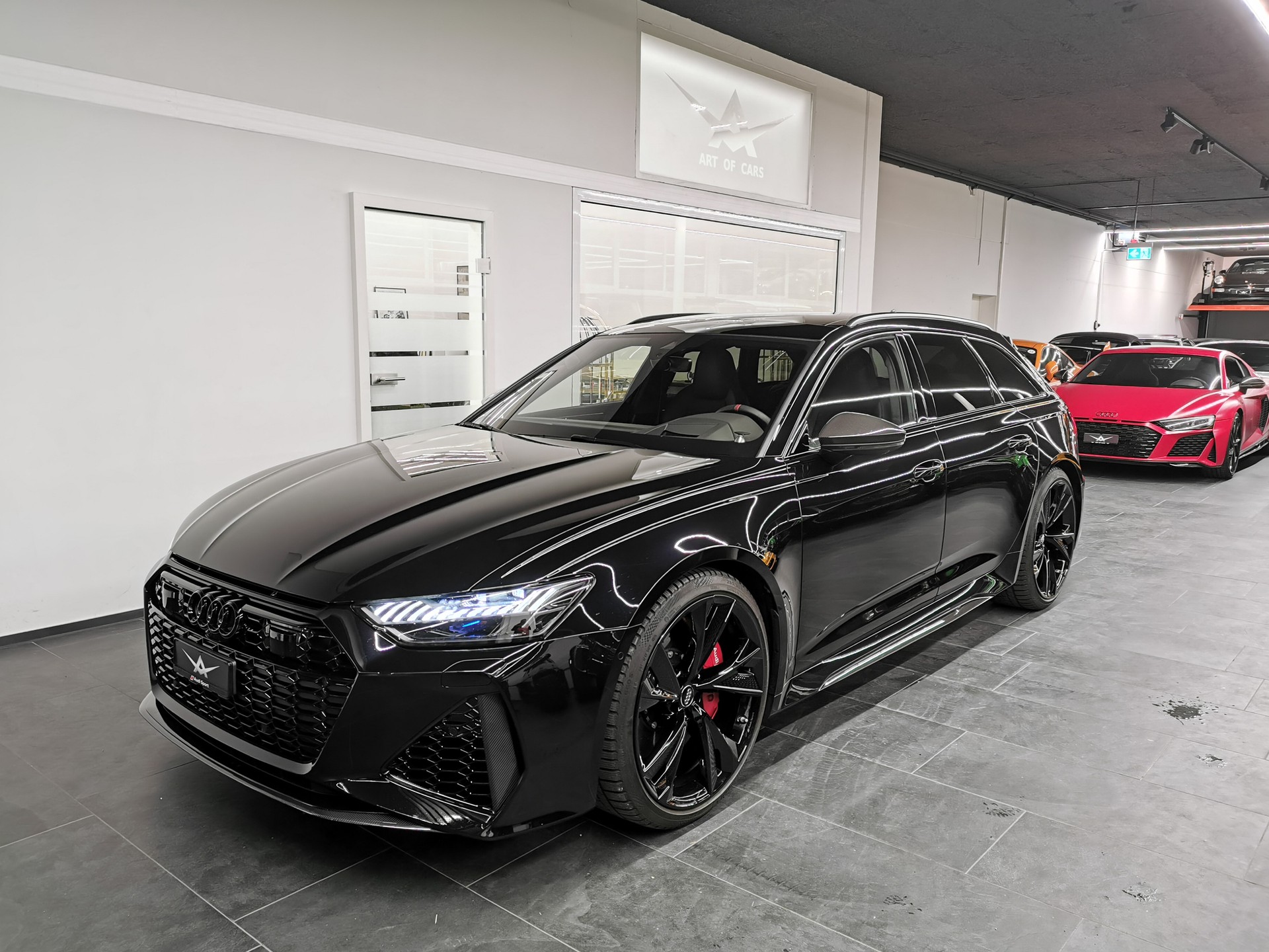AUDI RS6 Avant 4.0 TFSI 2021 V8 ABT 730 PS AKRAPOVIC CARBON DYNAMIK PLUS PANO B&O CH-AUTO 1.HD ALCANTARA-image-2