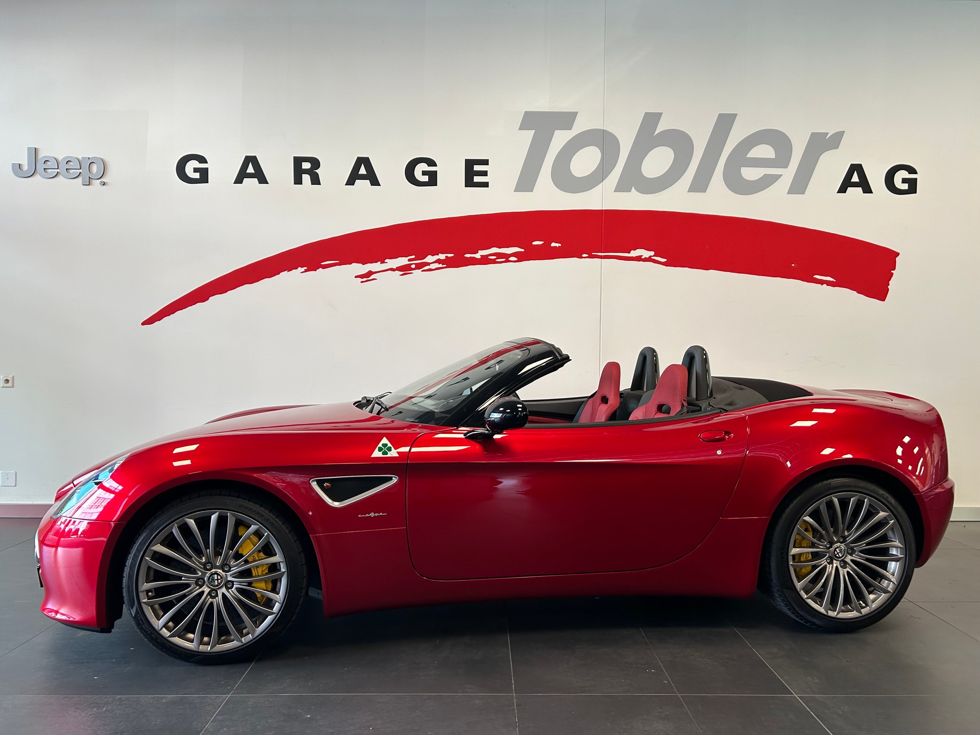 ALFA ROMEO 8C Spider-image-6