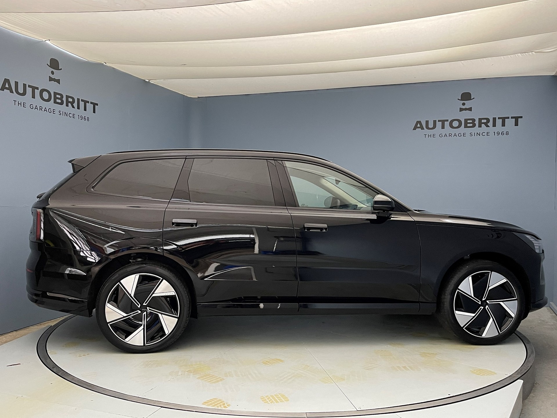 VOLVO EX 90 Twin Performance Ultra AWD-image-4