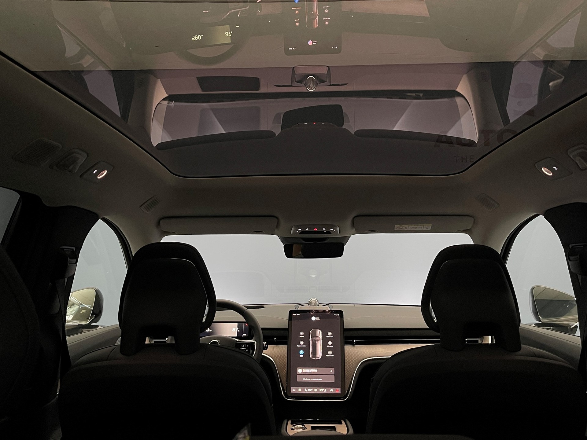 VOLVO EX 90 Twin Performance Ultra AWD-image-7
