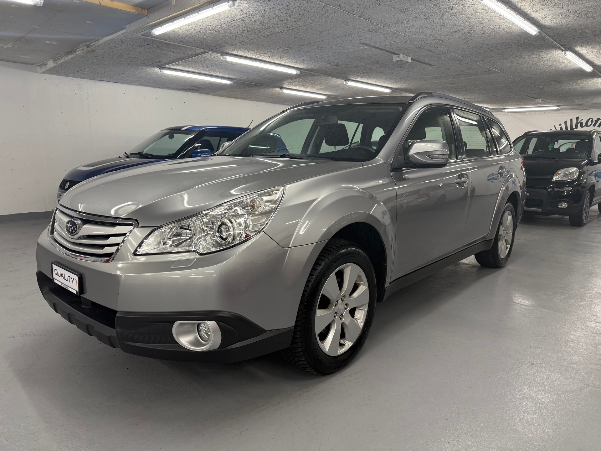 SUBARU Outback 2.5i Swiss AWD Lineartronic-showroom-element-1